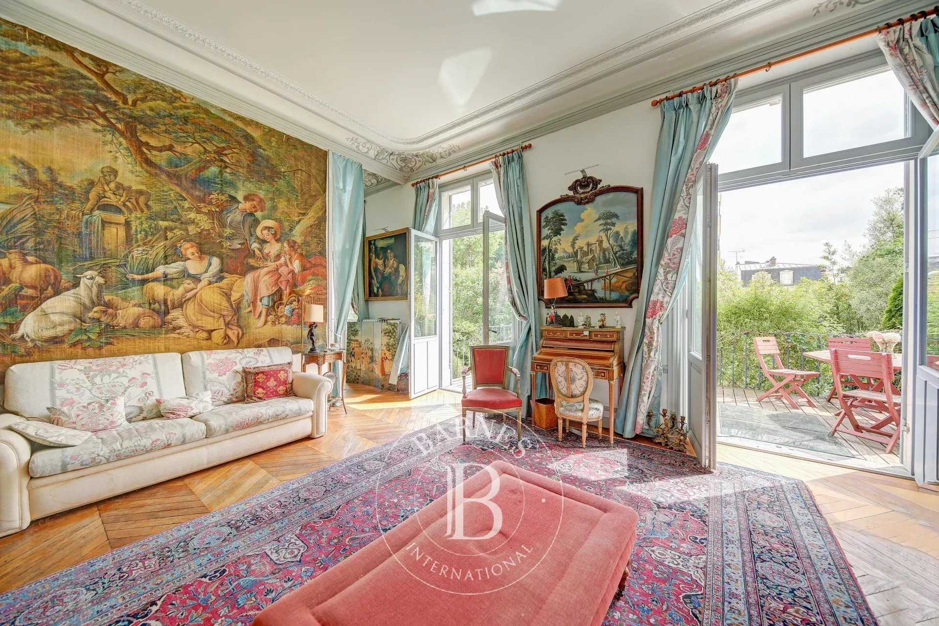 Versailles  - Appartement 6 Pièces 3 Chambres