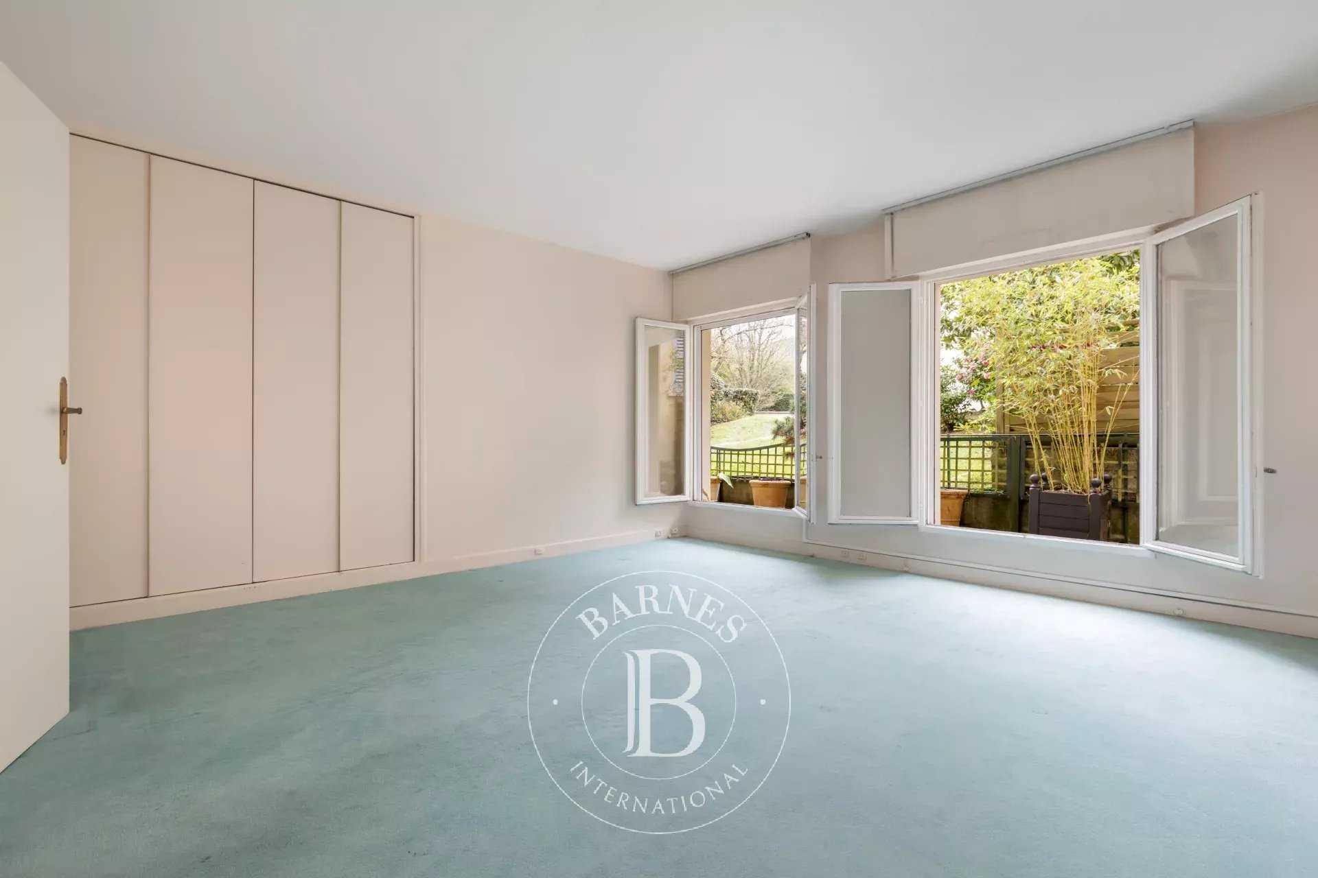 Versailles  - Appartement 5 Pièces 3 Chambres