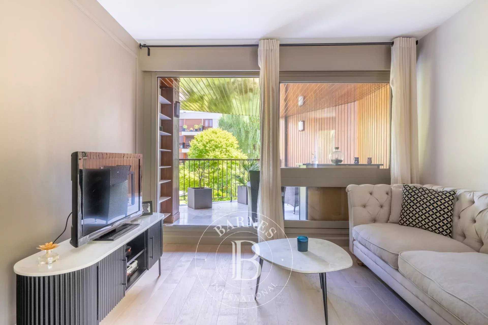 Le Chesnay  - Apartment 3 Bedrooms