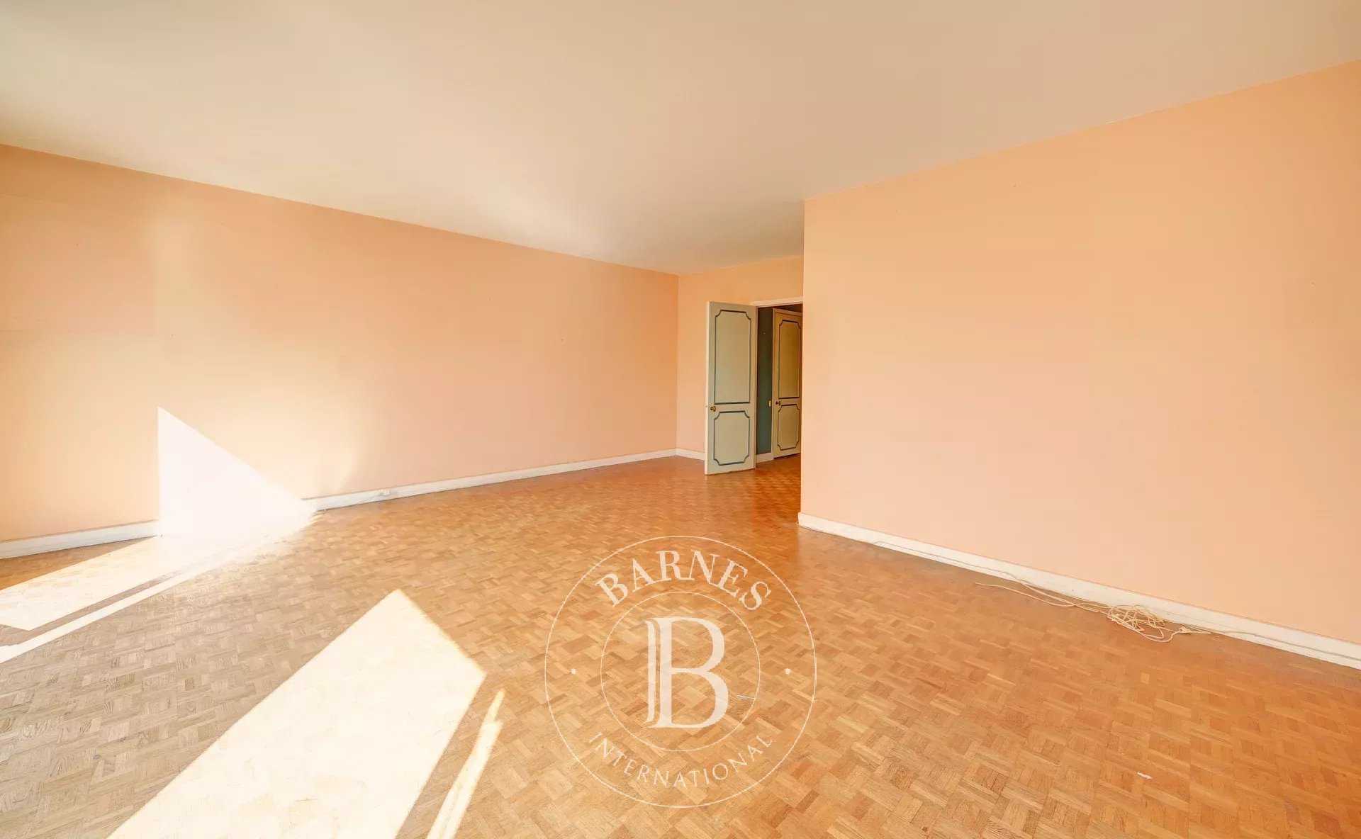 Versailles  - Appartement 5 Pièces 4 Chambres