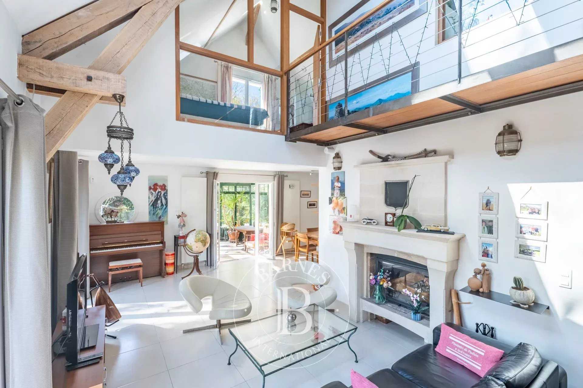 L'Étang-la-Ville  - Maison 9 Pi&egrave;ces 5 Chambres