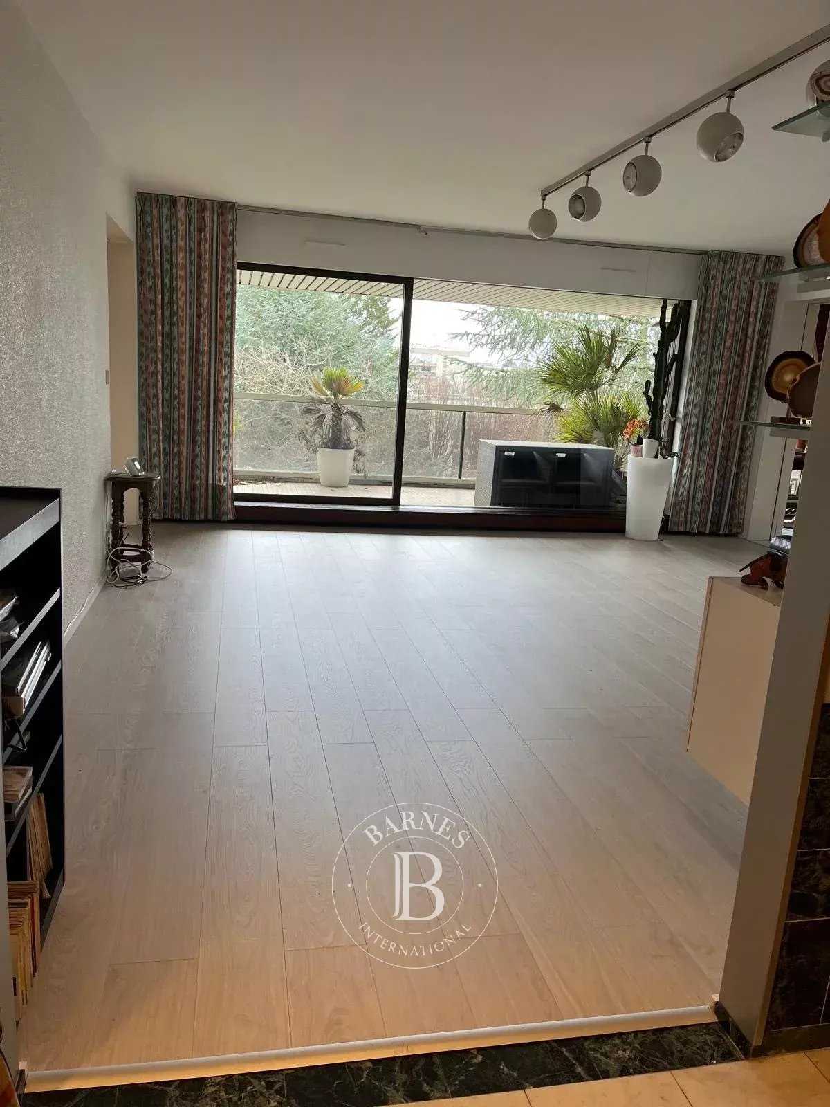 Le Chesnay  - Appartement 5 Pièces 4 Chambres