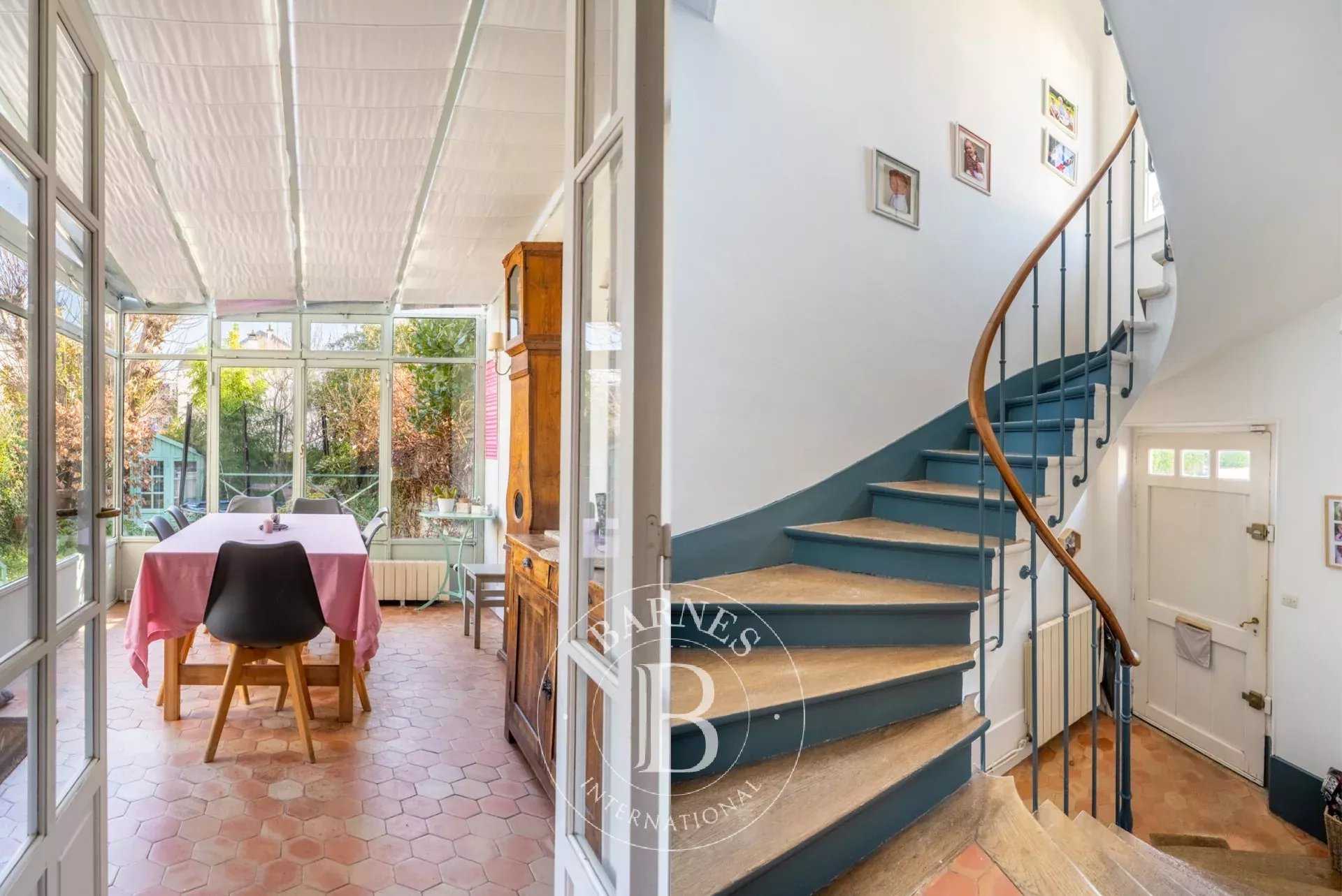 Le Chesnay-Rocquencourt  - Maison 7 Pi&egrave;ces 5 Chambres