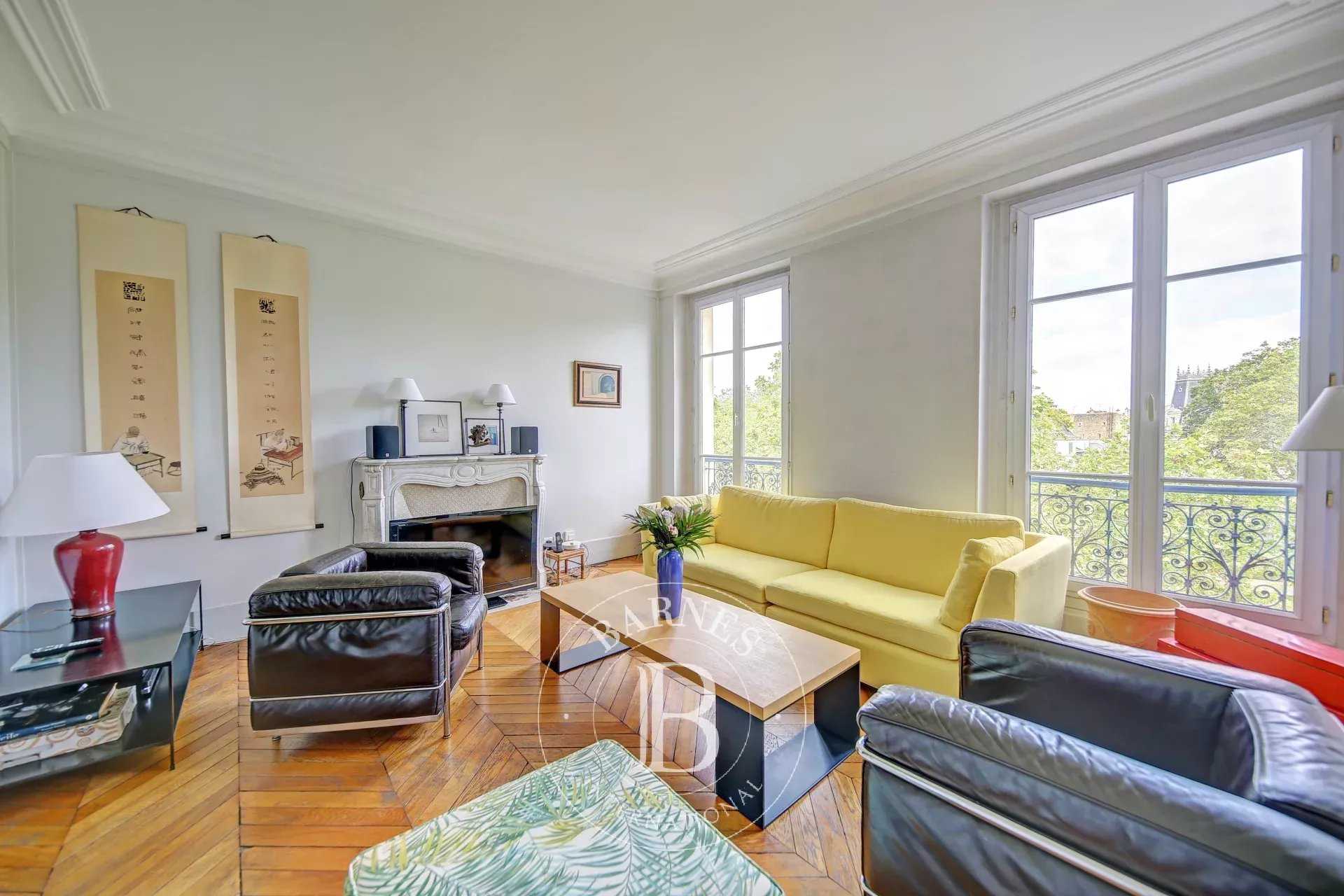 Versailles  - Appartement 5 Pièces 3 Chambres