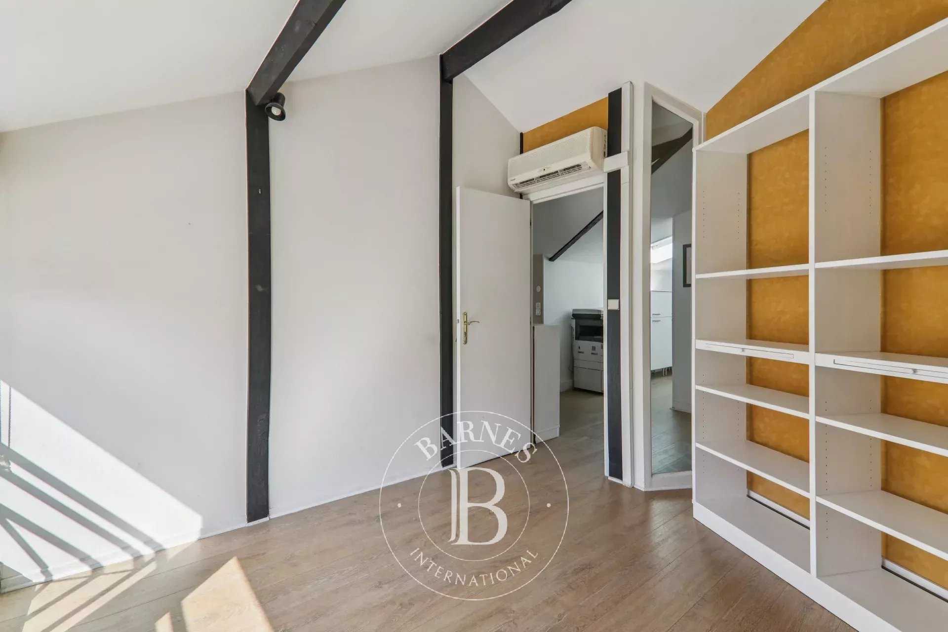 Versailles  - Casa 3 Cuartos