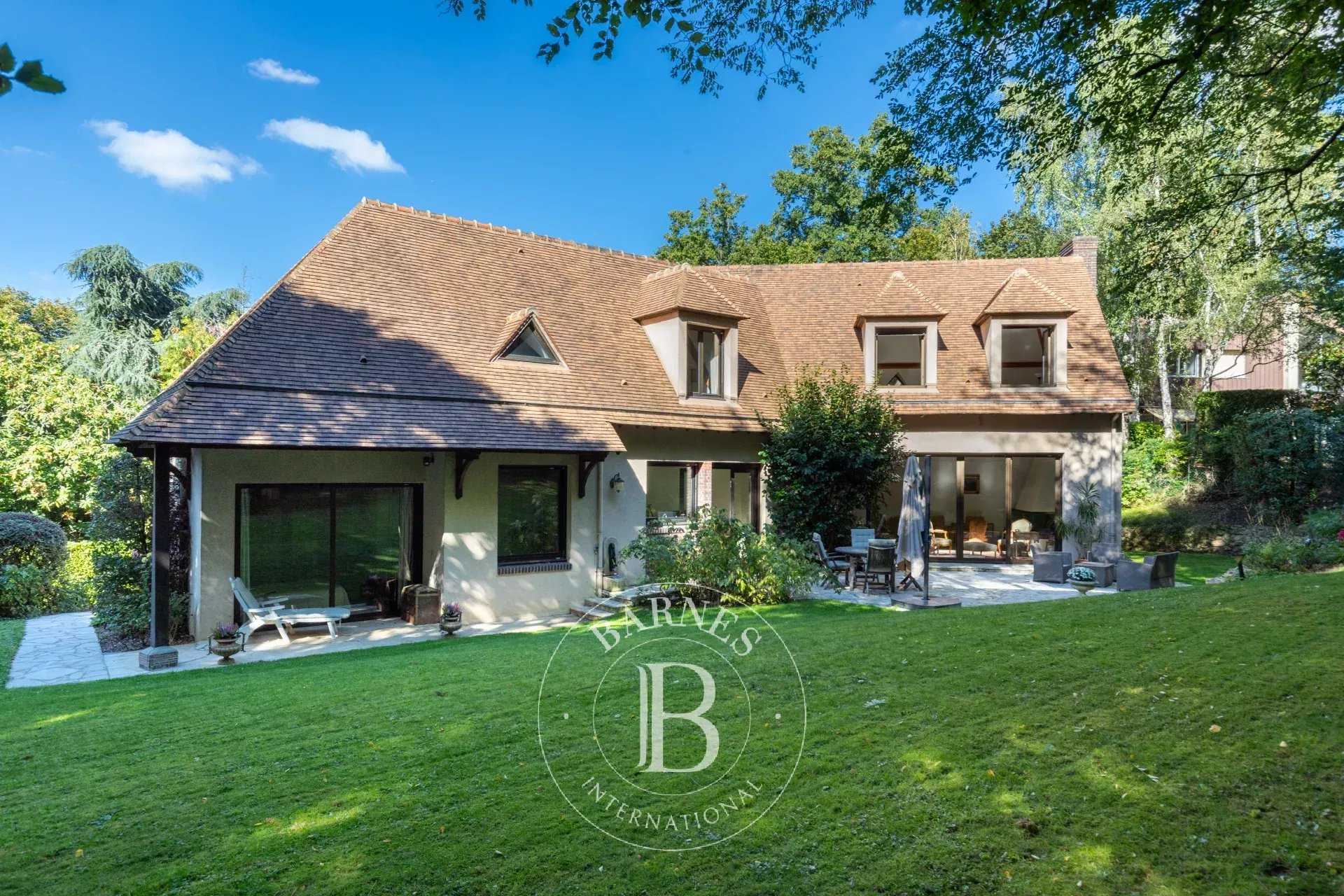 Louveciennes  - Maison 7 Pièces 4 Chambres