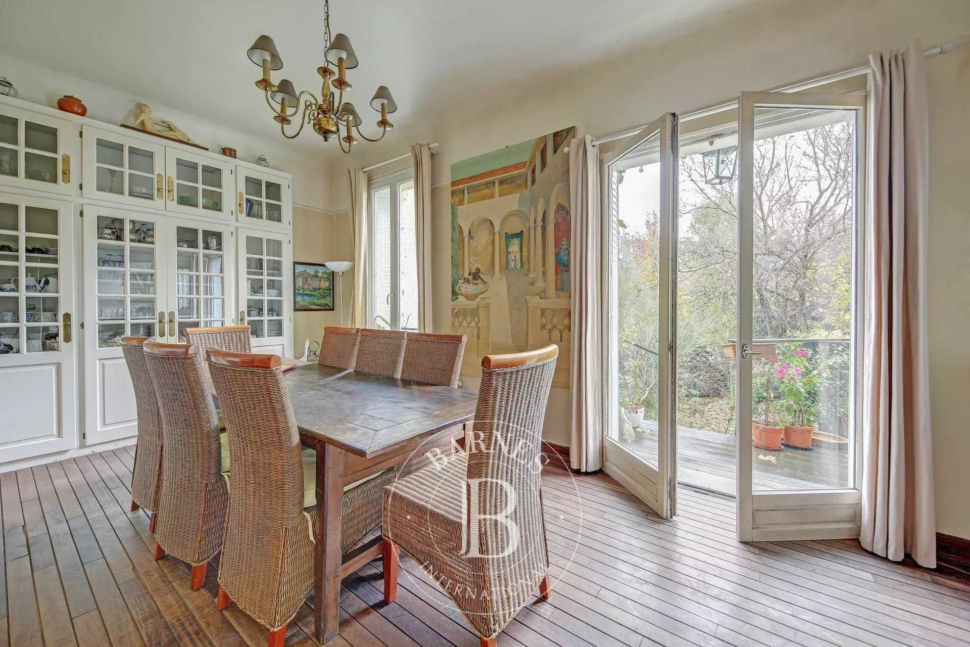 Versailles  - House 6 Bedrooms