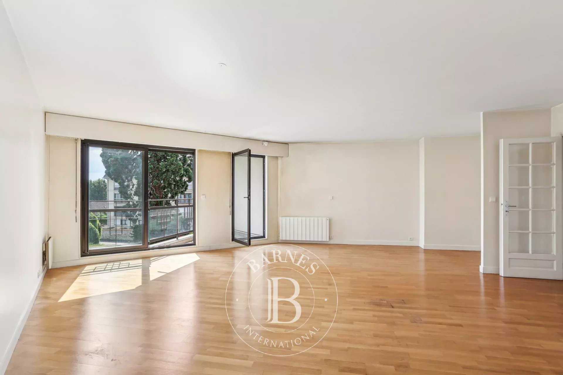 Versailles  - Apartment 2 Bedrooms