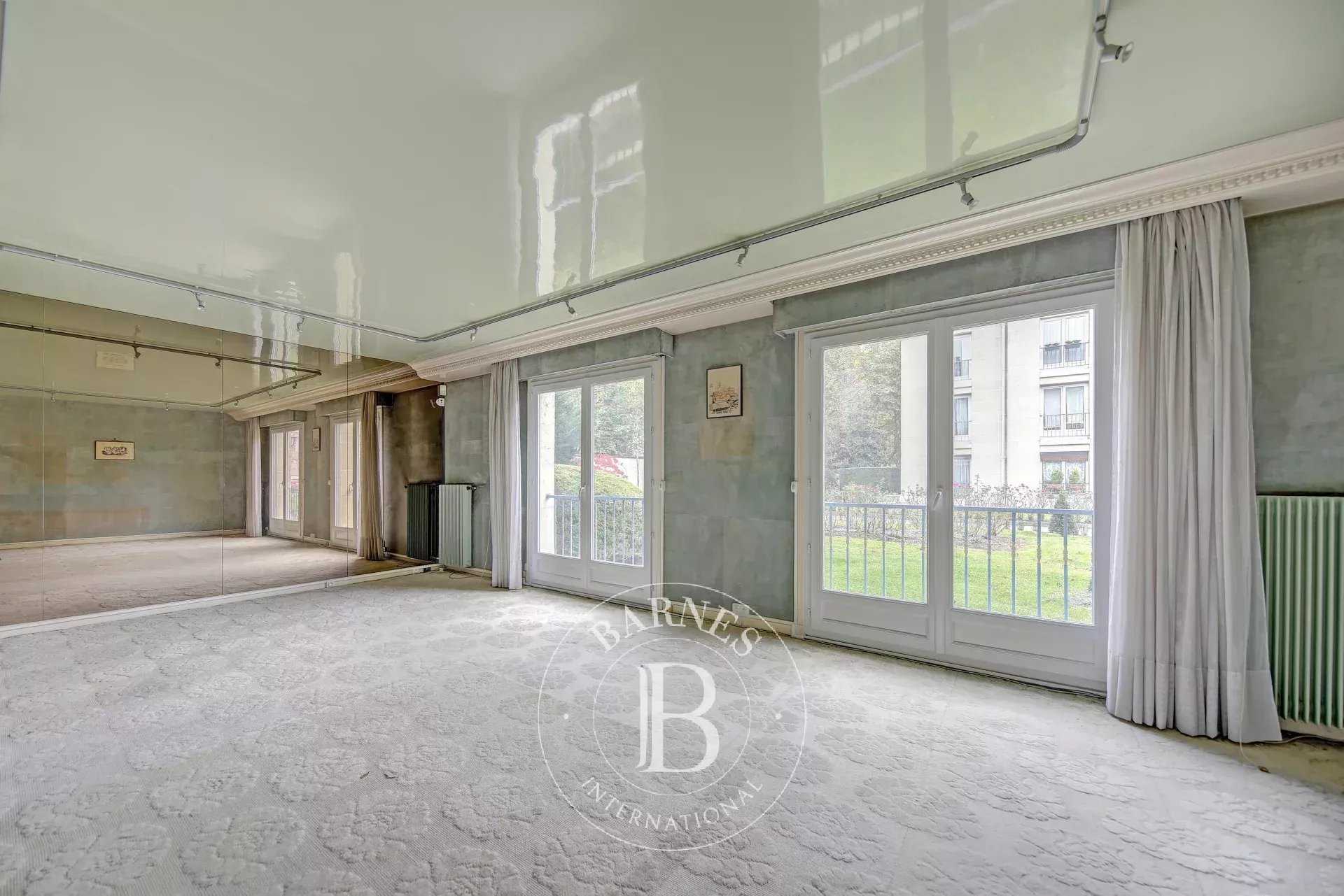Versailles  - Appartement 4 Pièces 2 Chambres