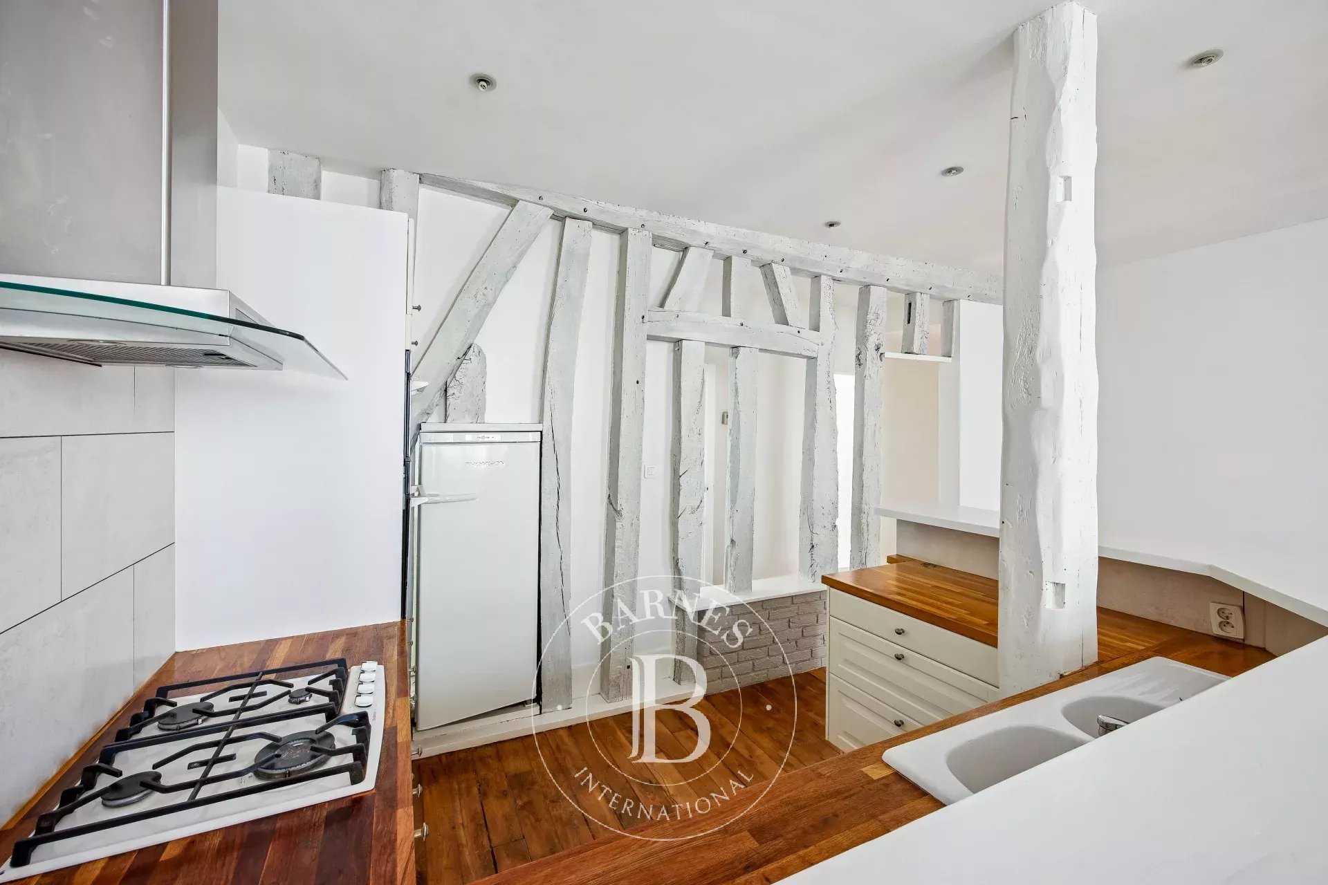 Versailles  - Appartement 3 Pi&egrave;ces 2 Chambres