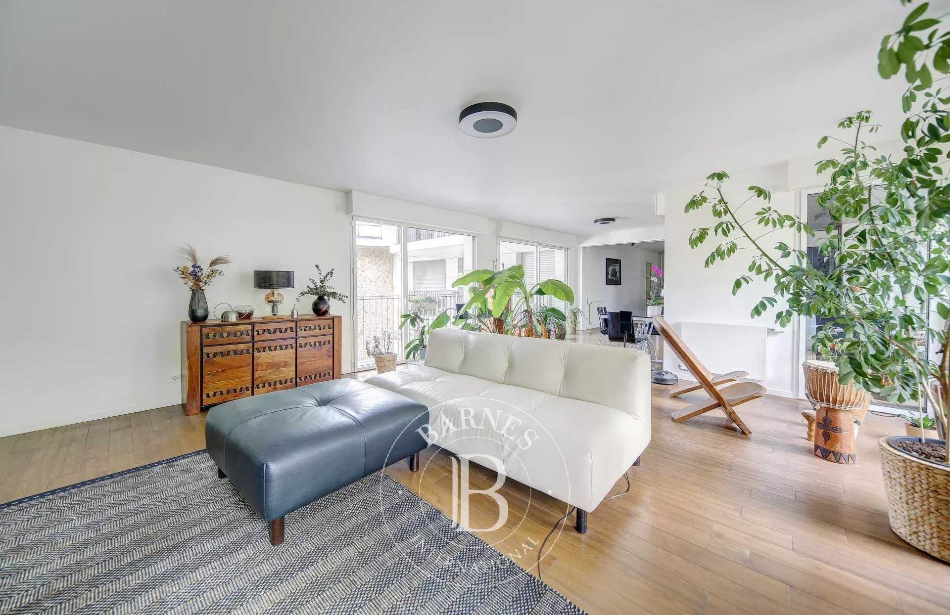 Versailles  - Apartment 3 Bedrooms