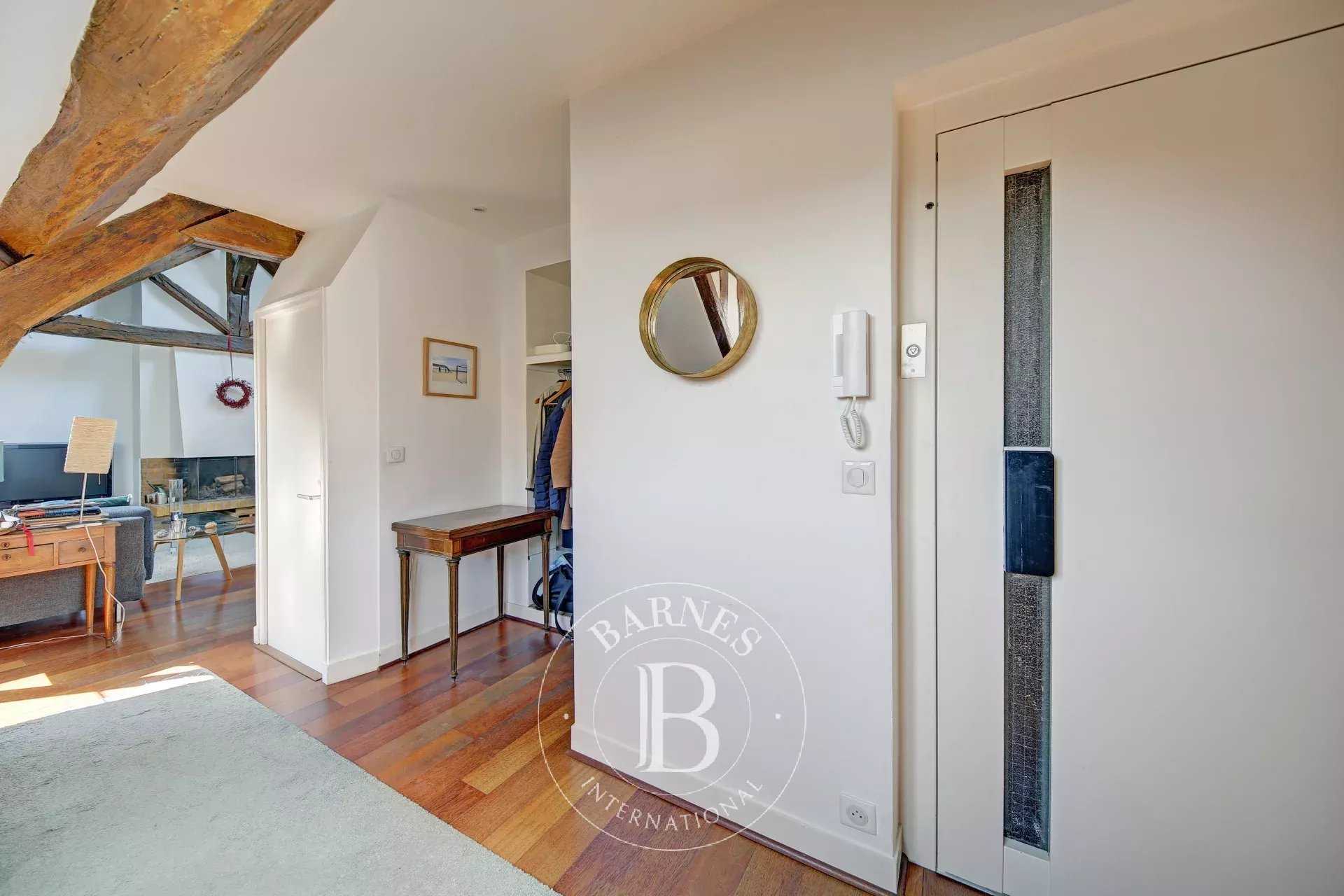 Versailles  - Apartment 4 Bedrooms