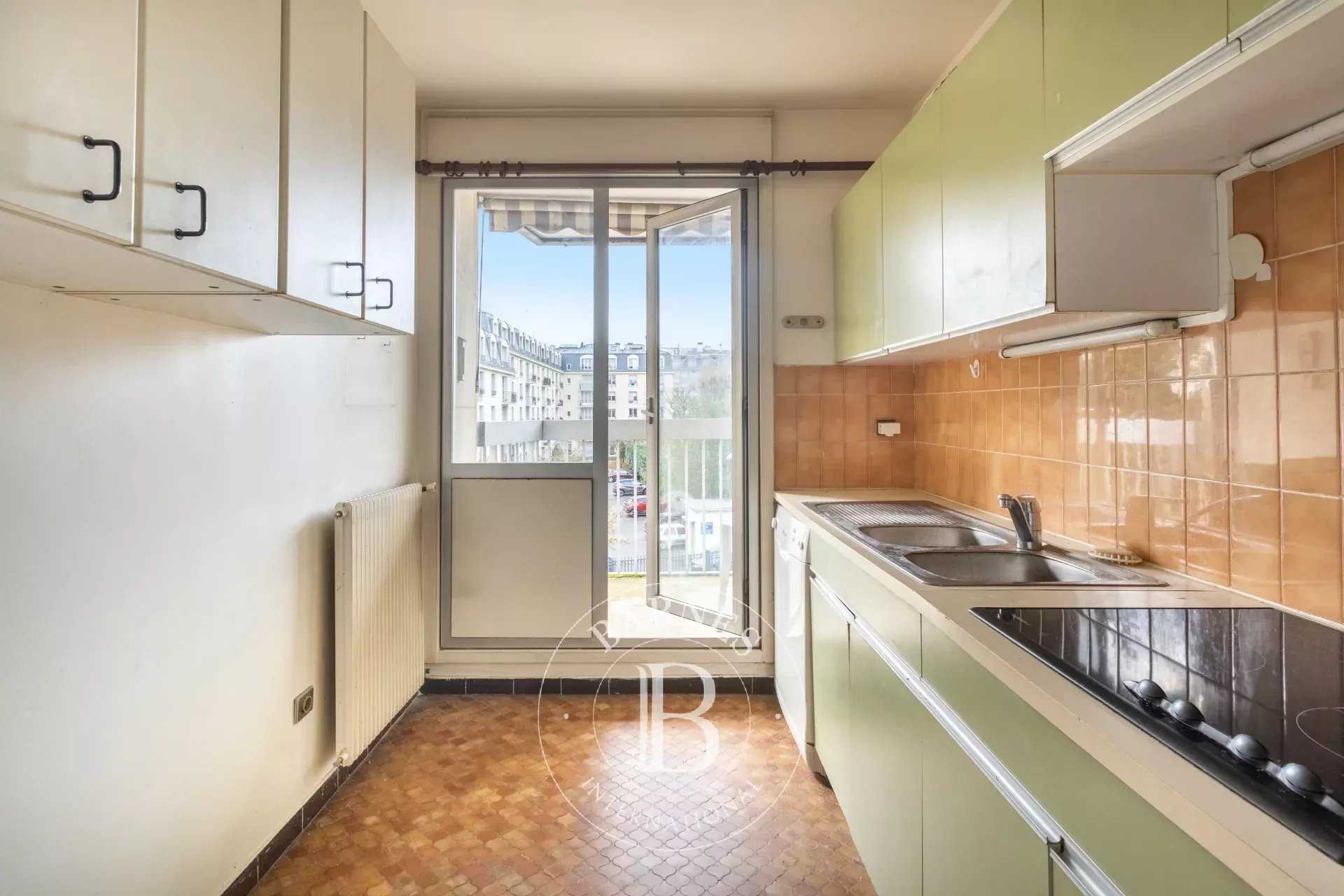 Versailles  - Appartement 3 Pièces 2 Chambres