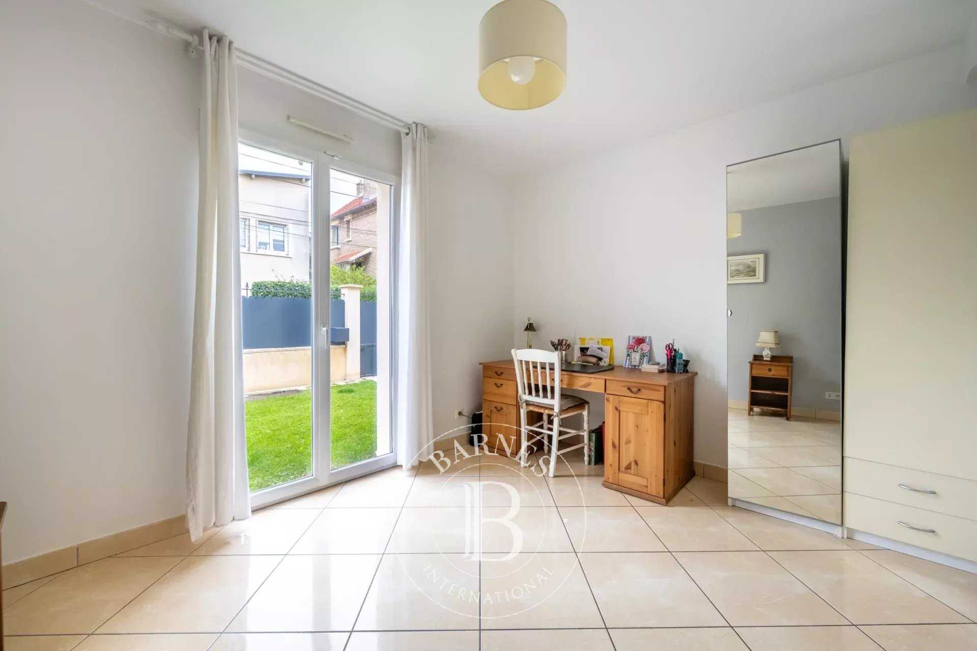 Le Chesnay-Rocquencourt  - House 4 Bedrooms