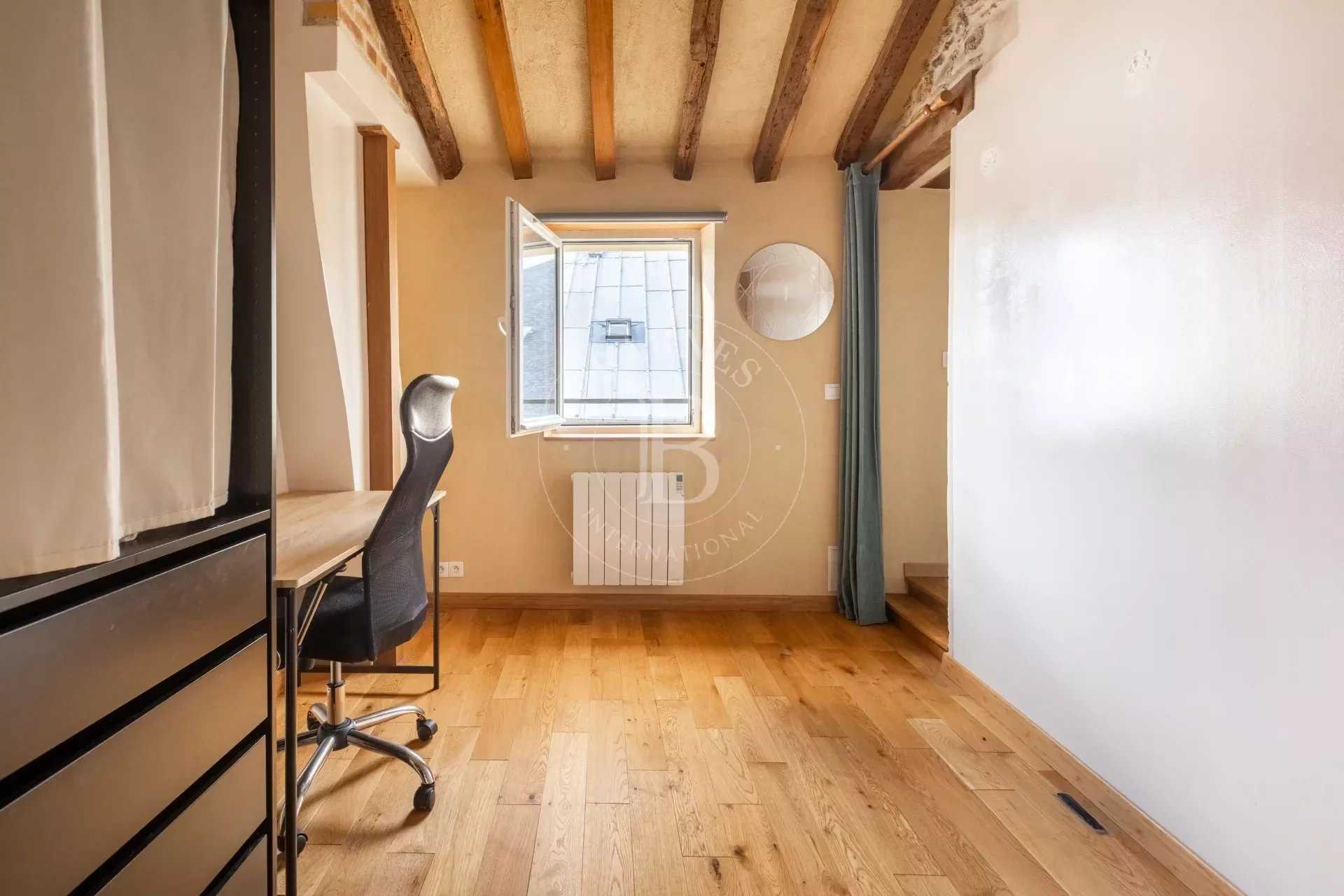 Versailles  - Apartment 2 Bedrooms