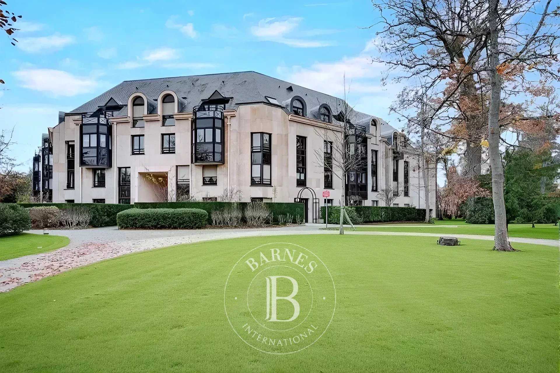 Versailles  - Appartement 4 Pièces 2 Chambres