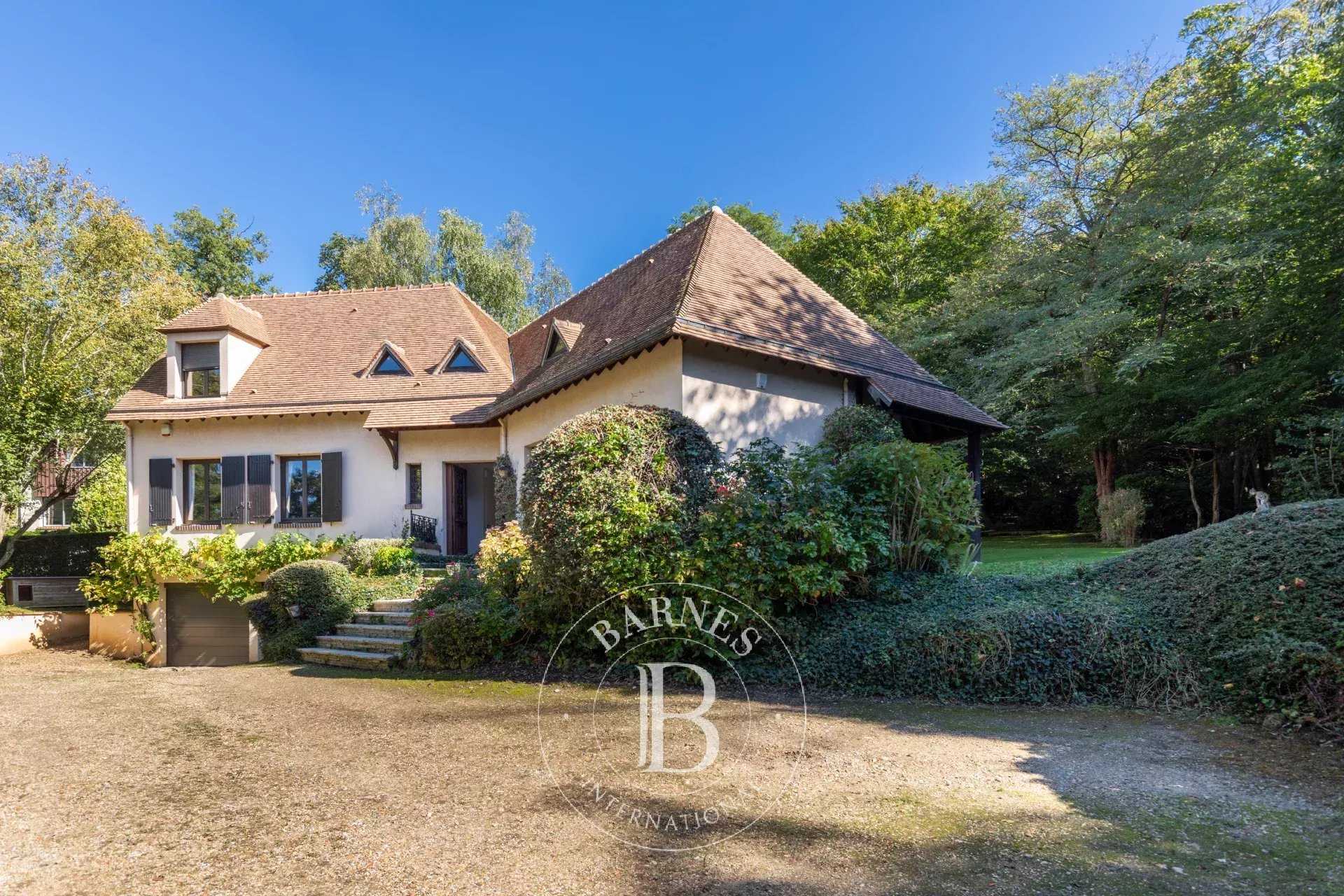 Louveciennes  - Maison 7 Pièces 4 Chambres