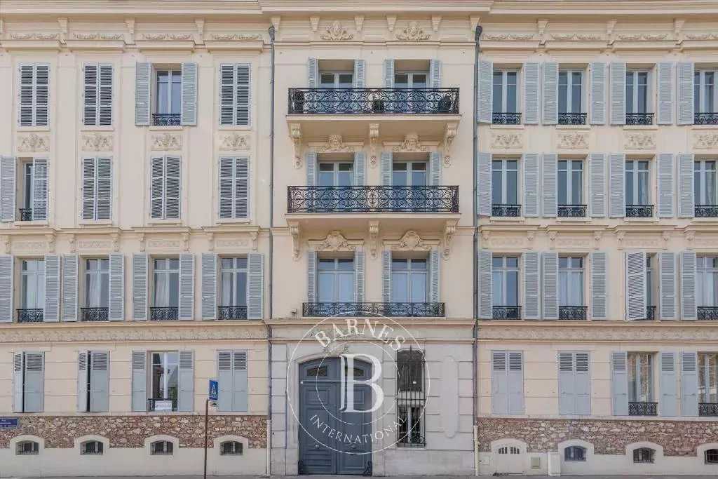 Versailles  - Appartement 7 Pièces 4 Chambres