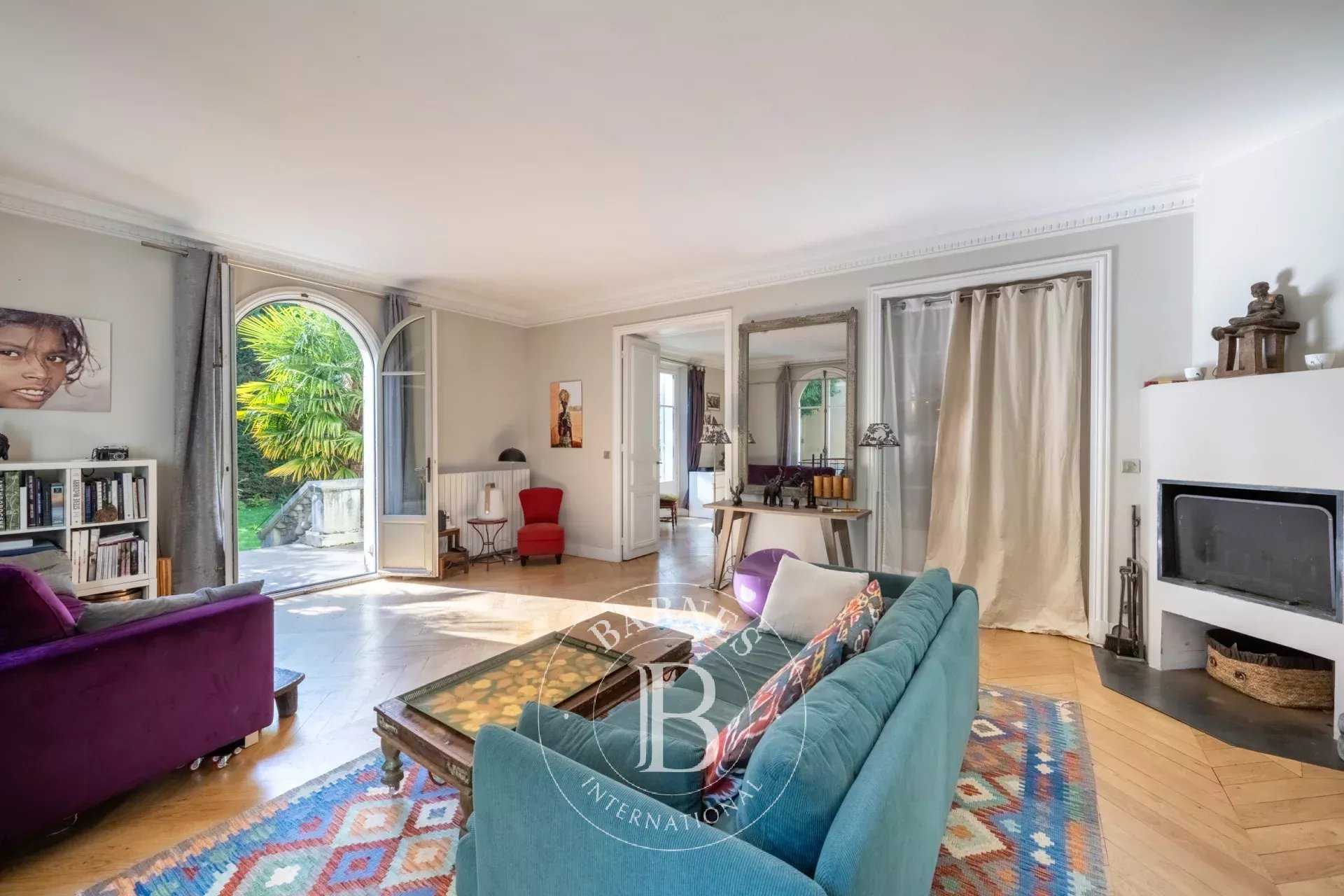 Versailles  - House 6 Bedrooms