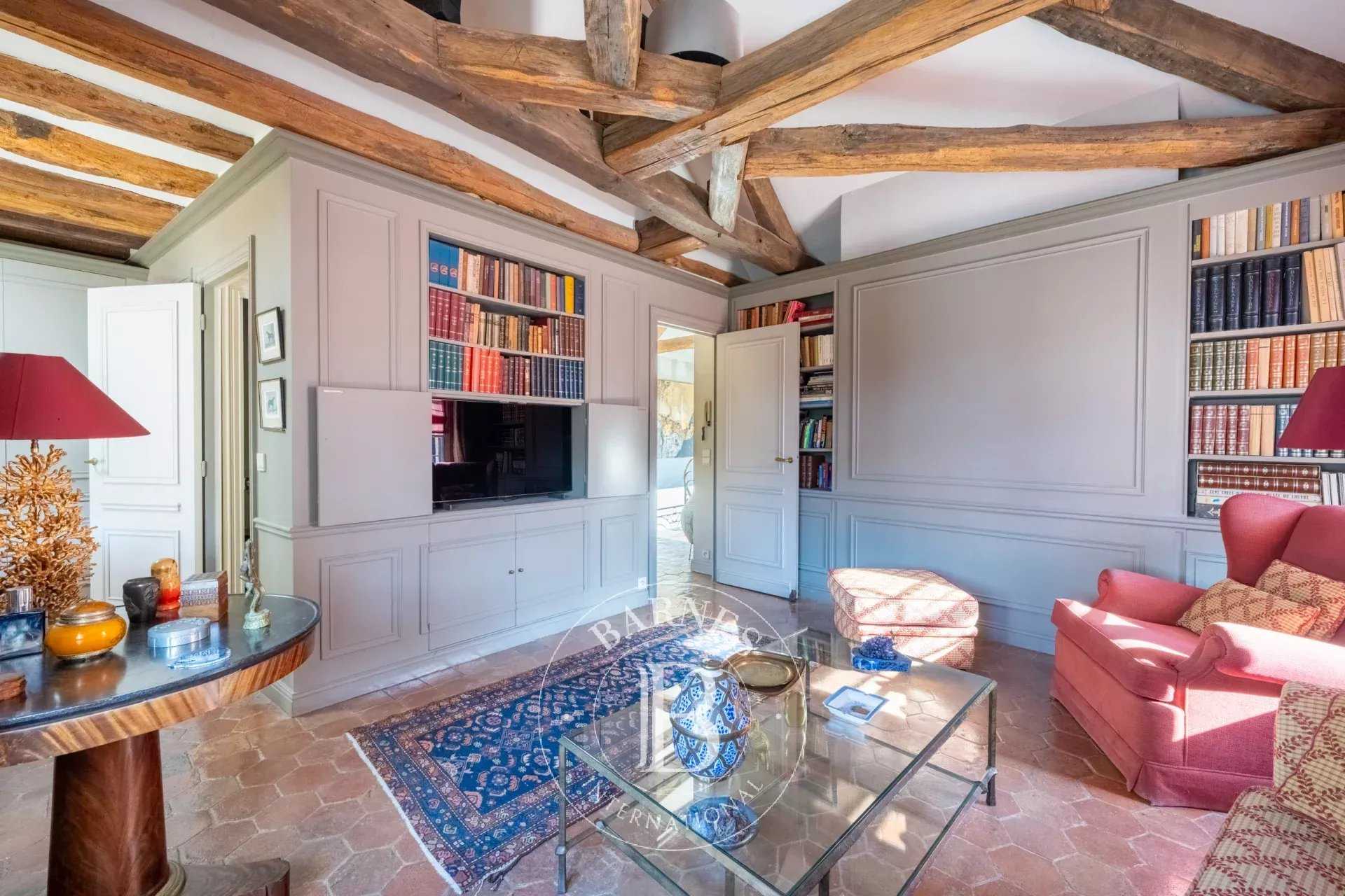 La Celle-Saint-Cloud  - Maison 9 Pièces 4 Chambres