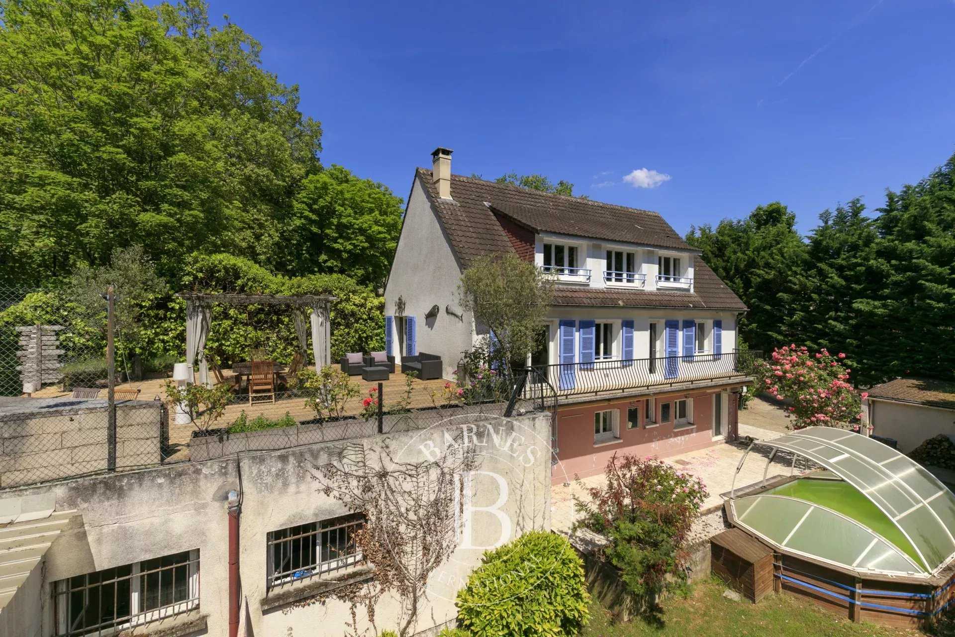 Bièvres  - Maison 8 Pièces 6 Chambres