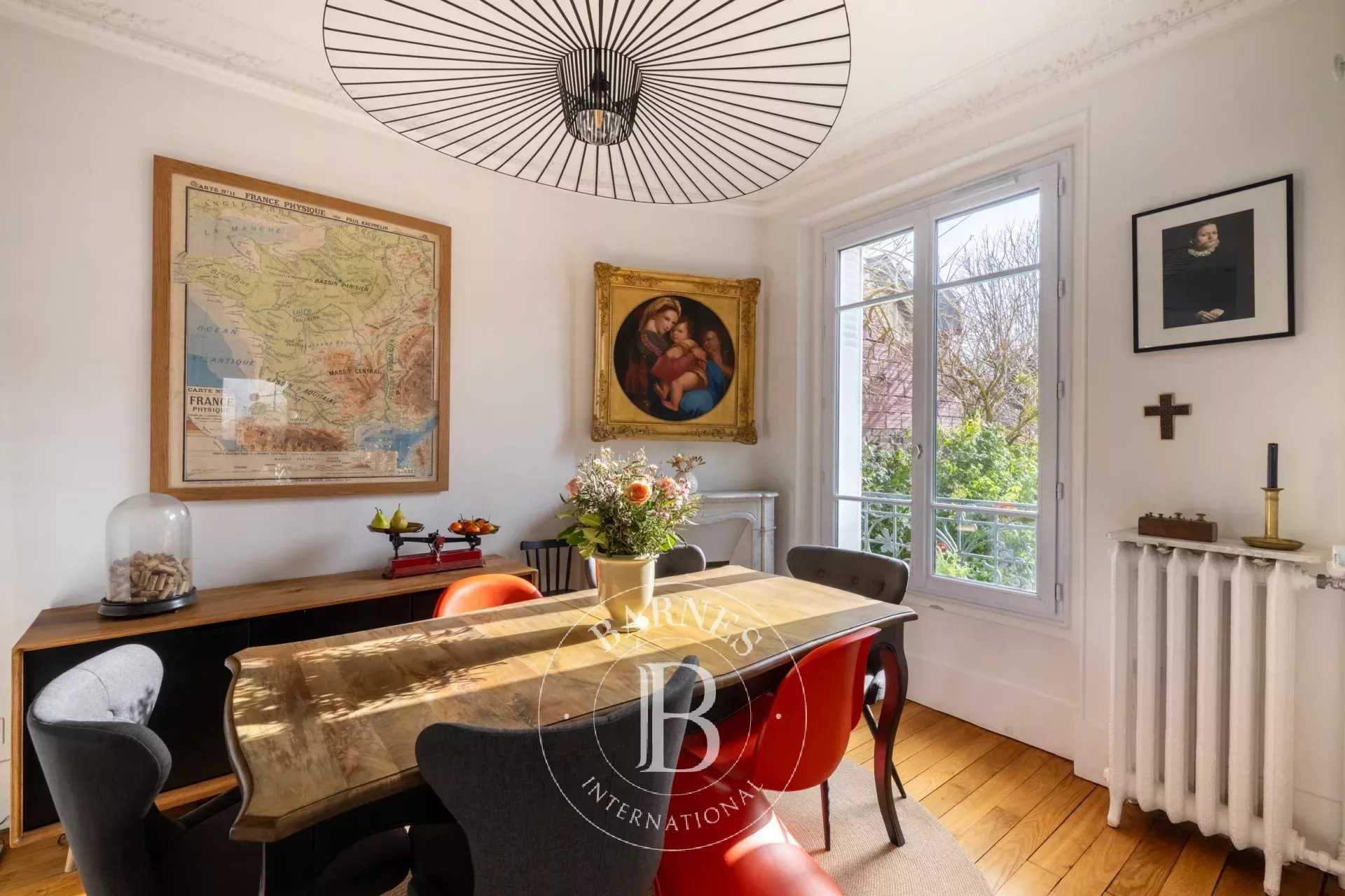 Versailles  - Maison 7 Pi&egrave;ces 4 Chambres