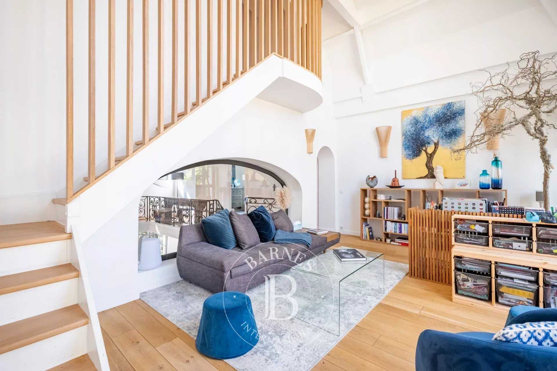 Louveciennes  - House 5 Bedrooms