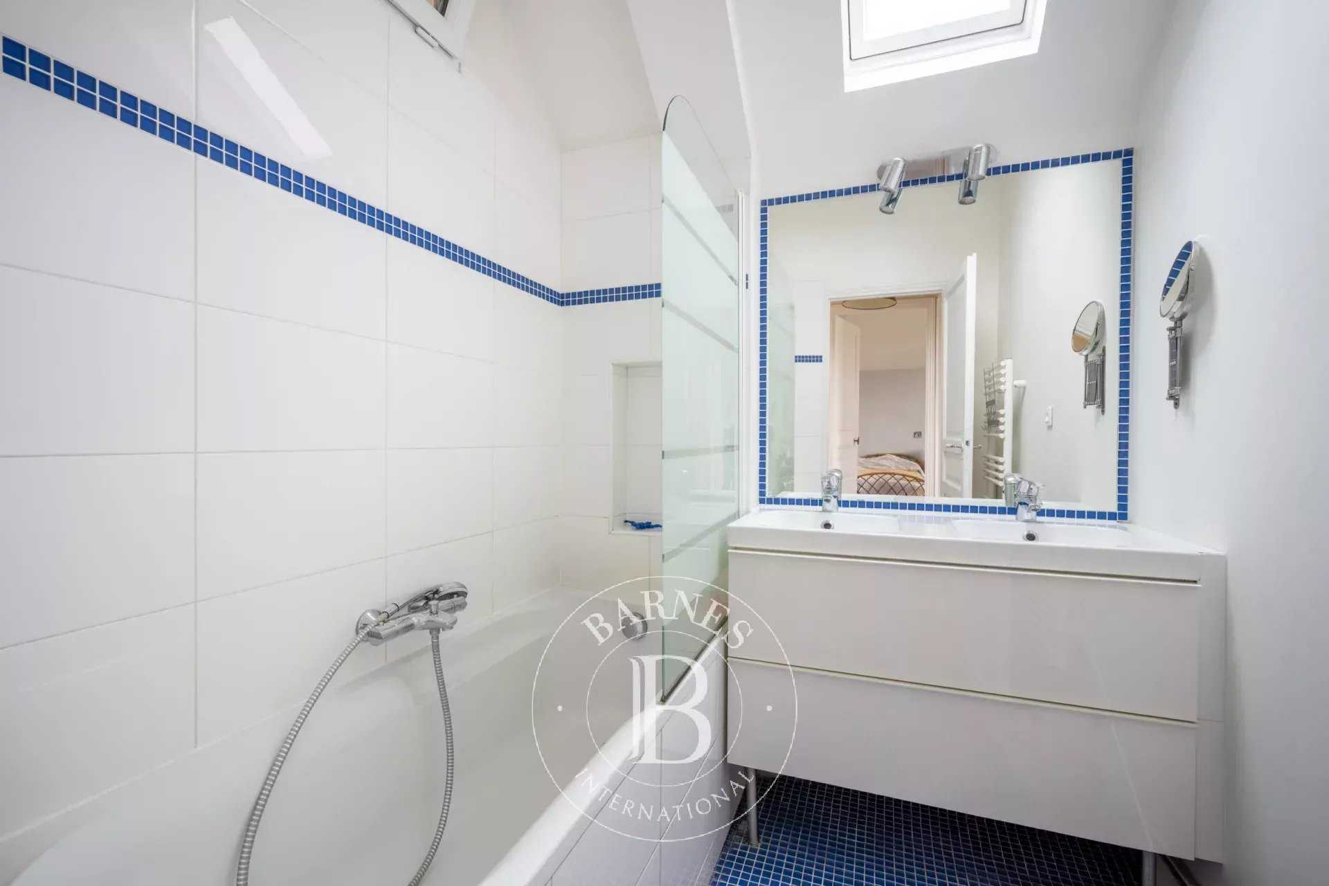 Le Chesnay-Rocquencourt  - House 5 Bedrooms