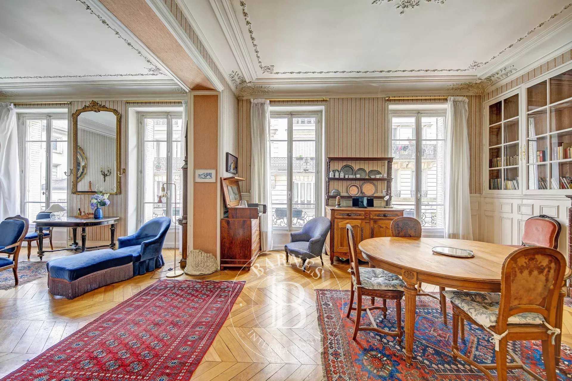 Versailles  - Appartement 5 Pièces 3 Chambres