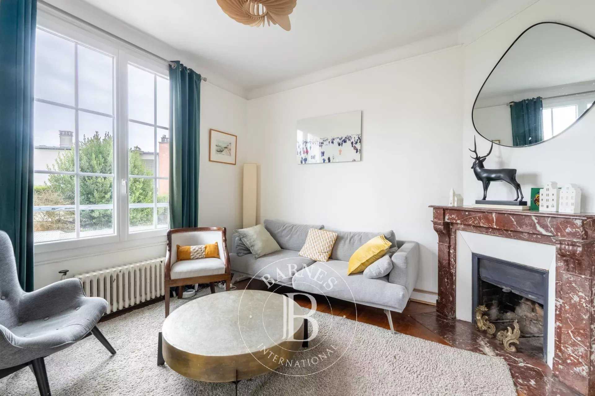 Le Chesnay-Rocquencourt  - House 5 Bedrooms