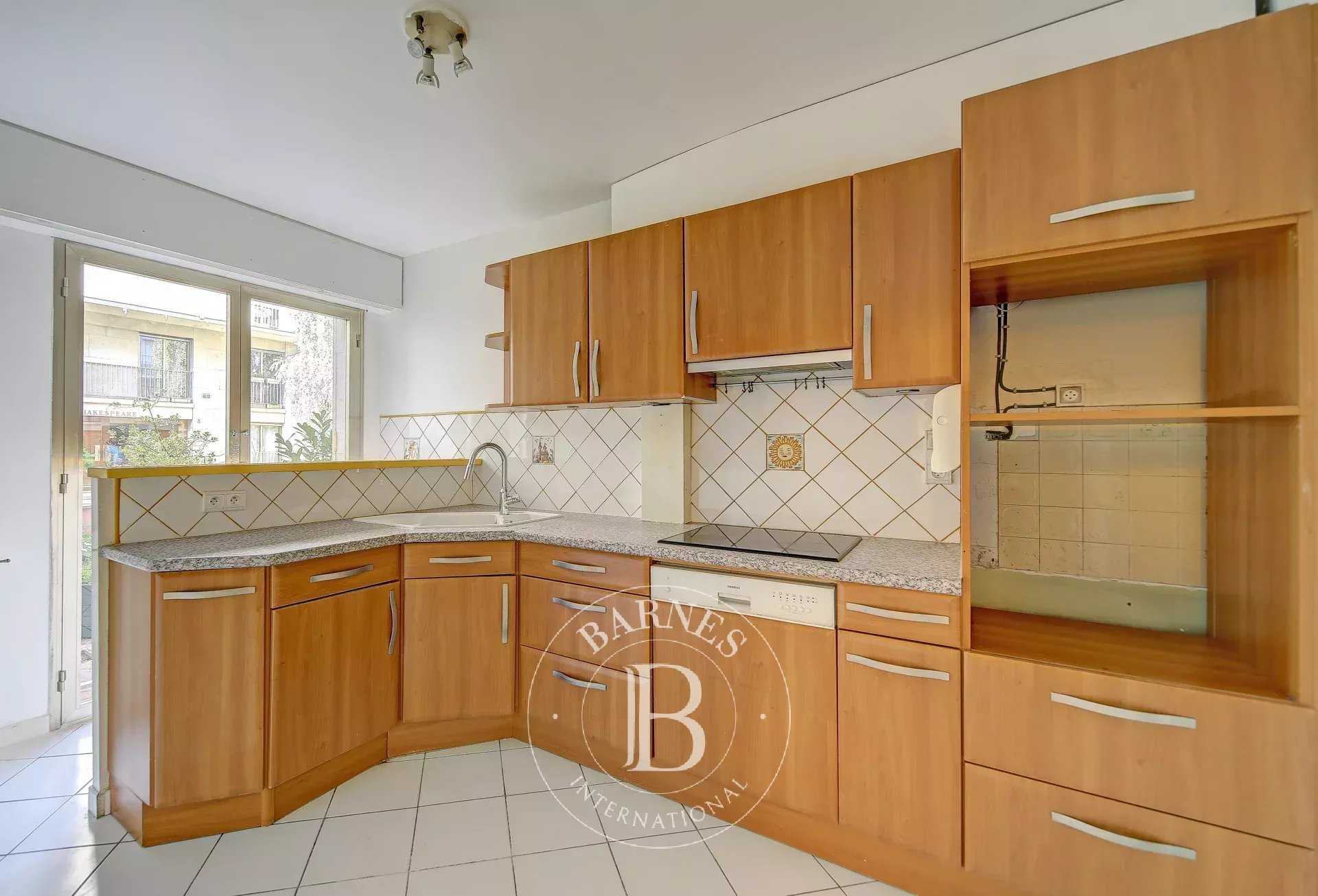 Versailles  - Piso 4 Cuartos 2 Habitaciones