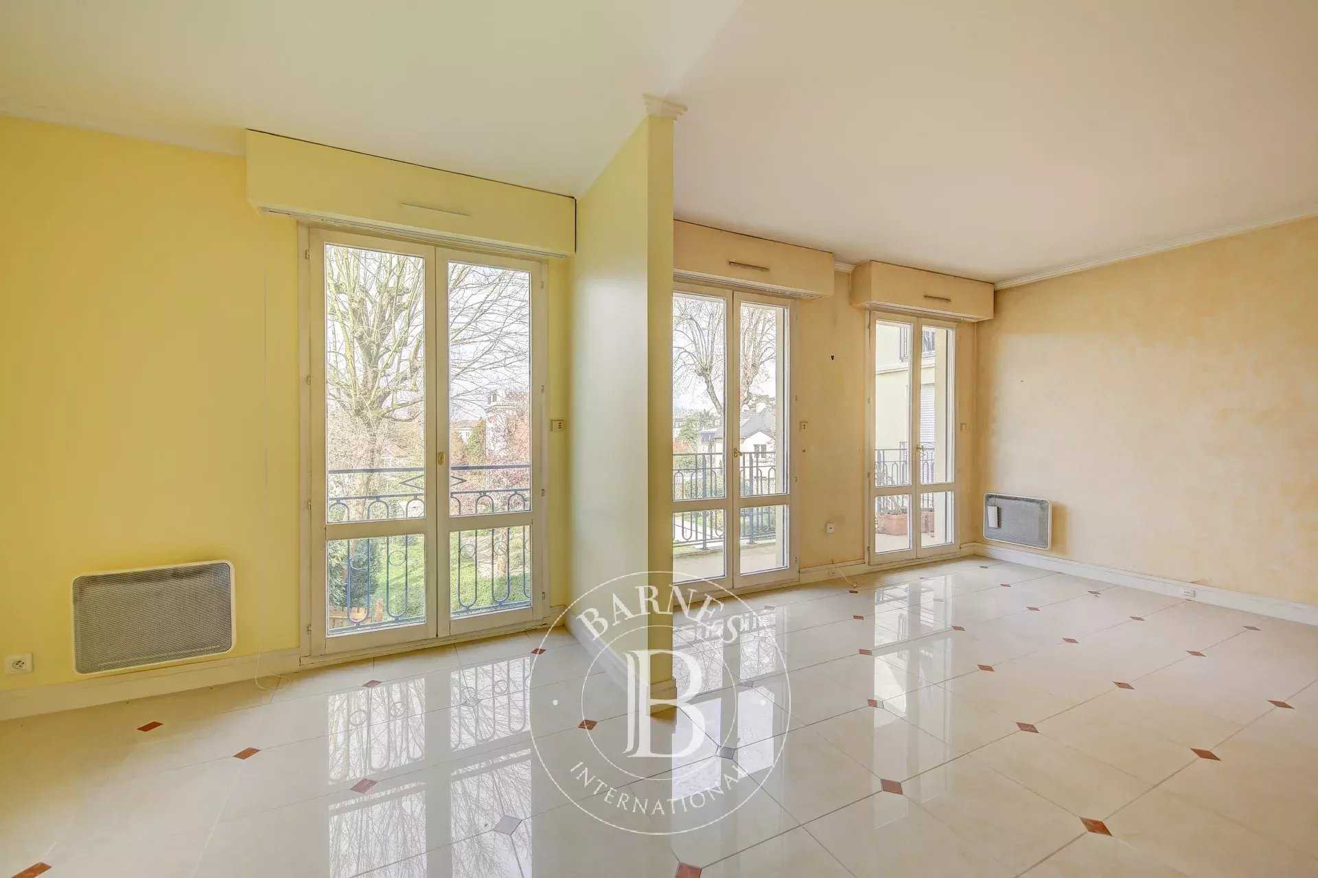 Versailles  - Apartment 4 Bedrooms