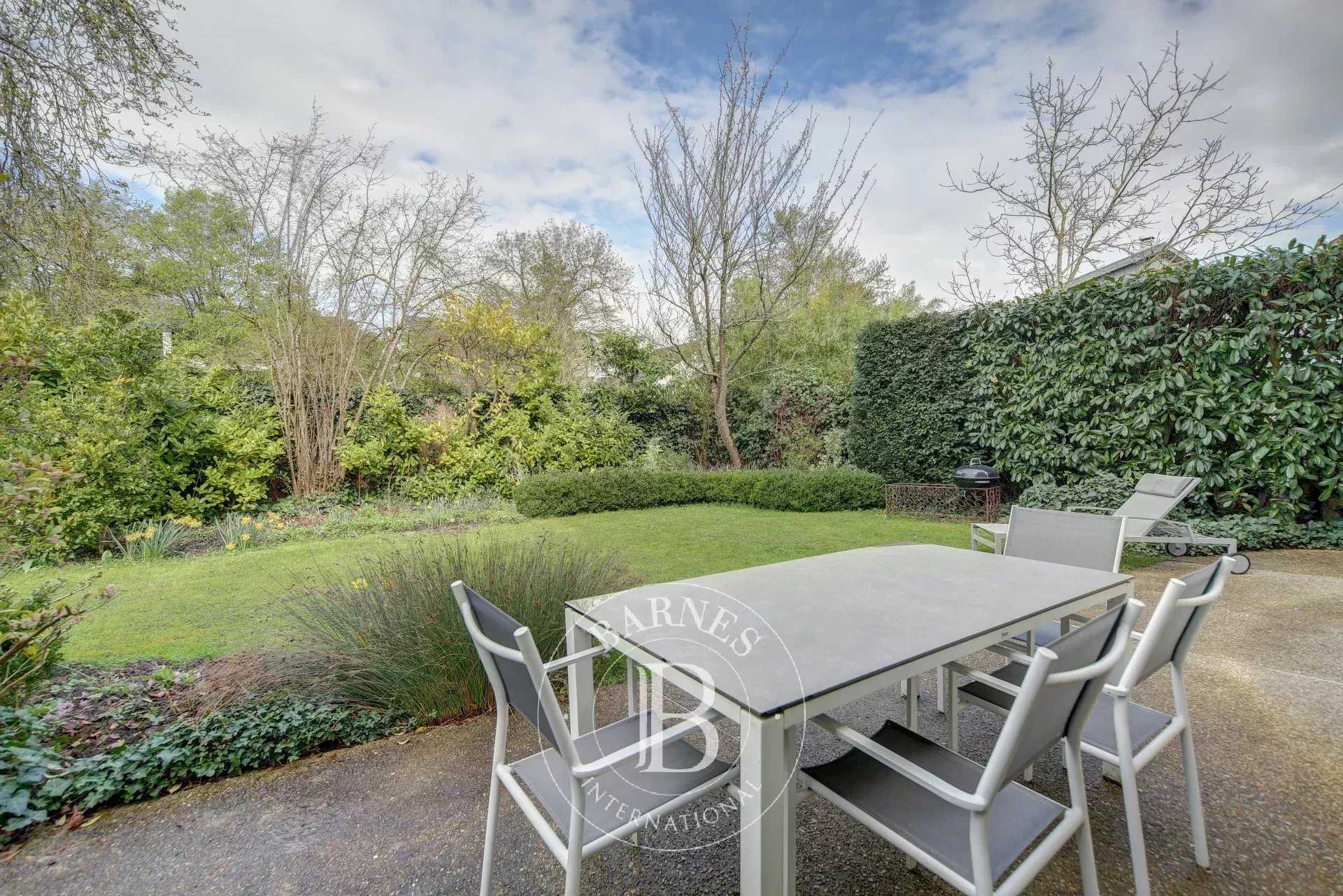 Versailles  - Casa 9 Cuartos 6 Habitaciones