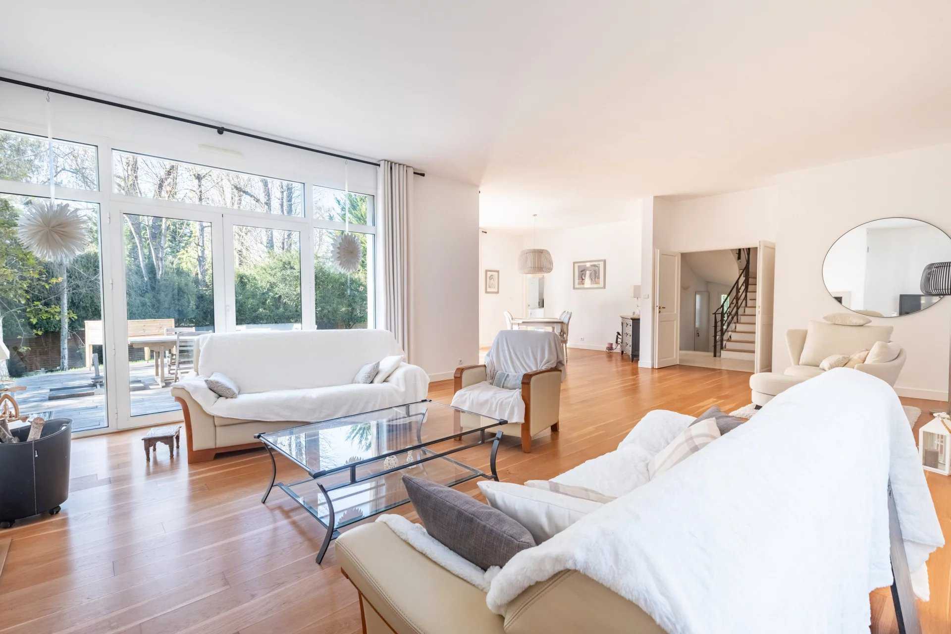 L'Étang-la-Ville  - Casa 9 Cuartos 4 Habitaciones