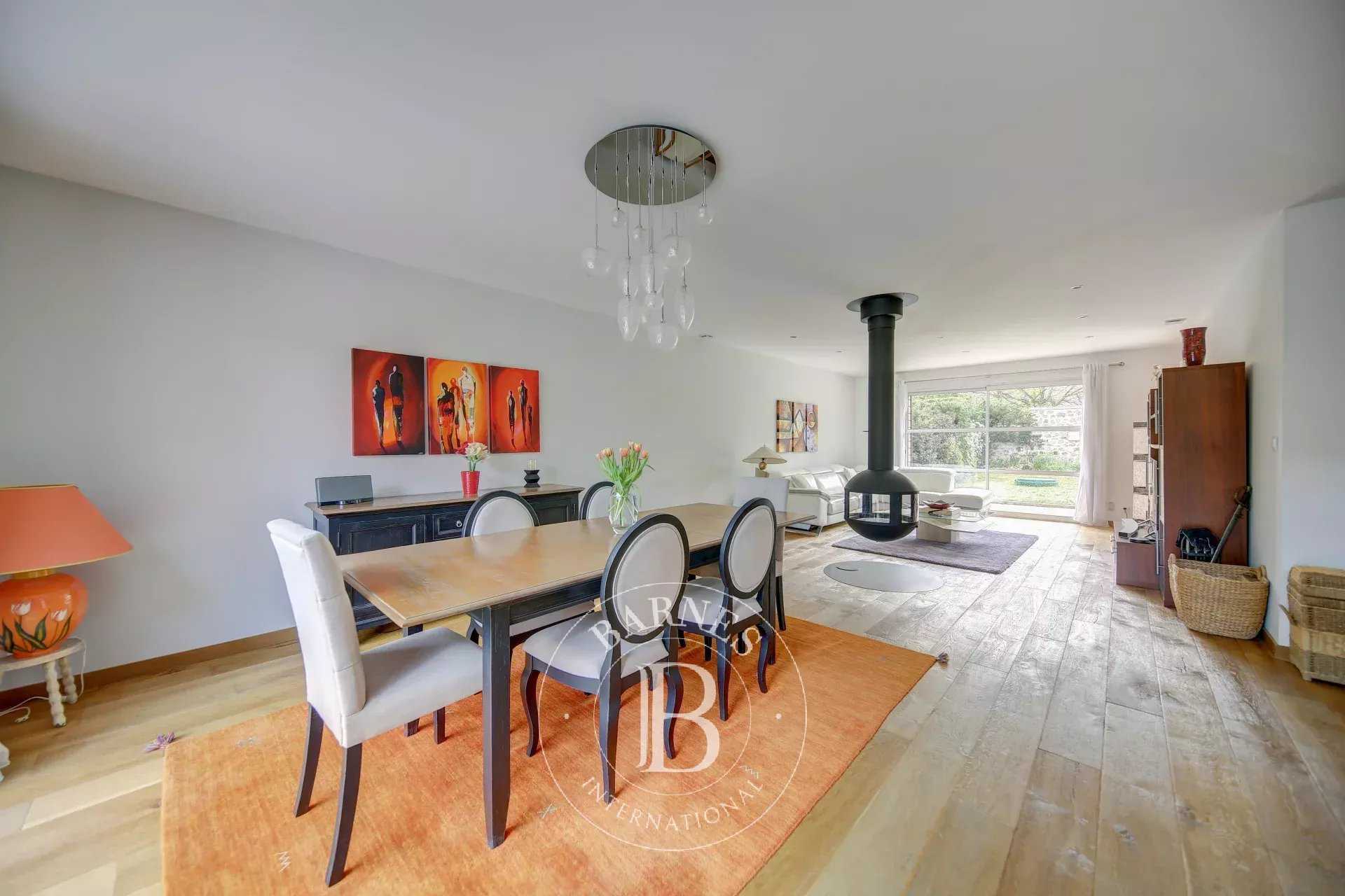 Les Loges-en-Josas  - House 4 Bedrooms