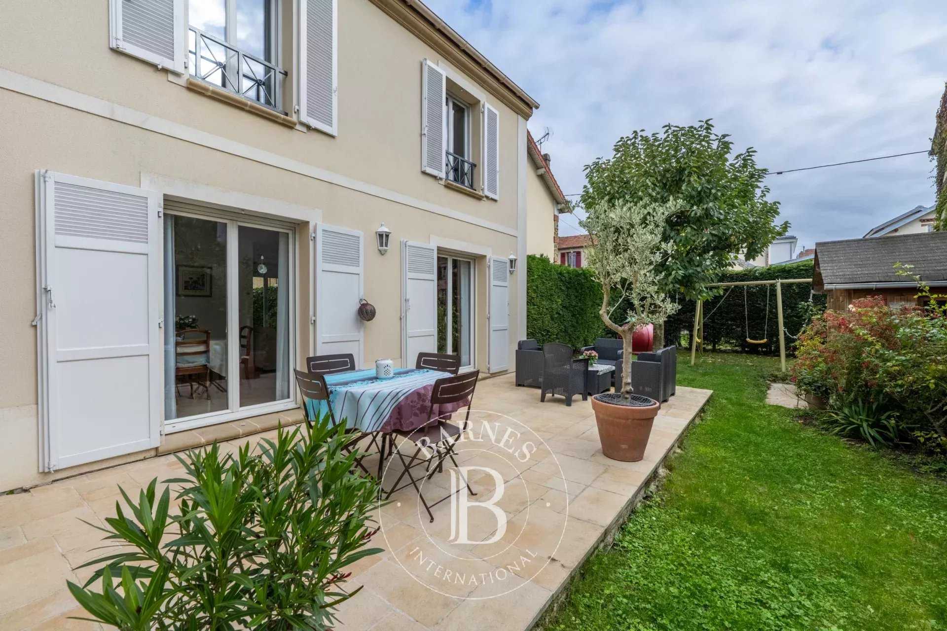 House Le Chesnay-Rocquencourt
