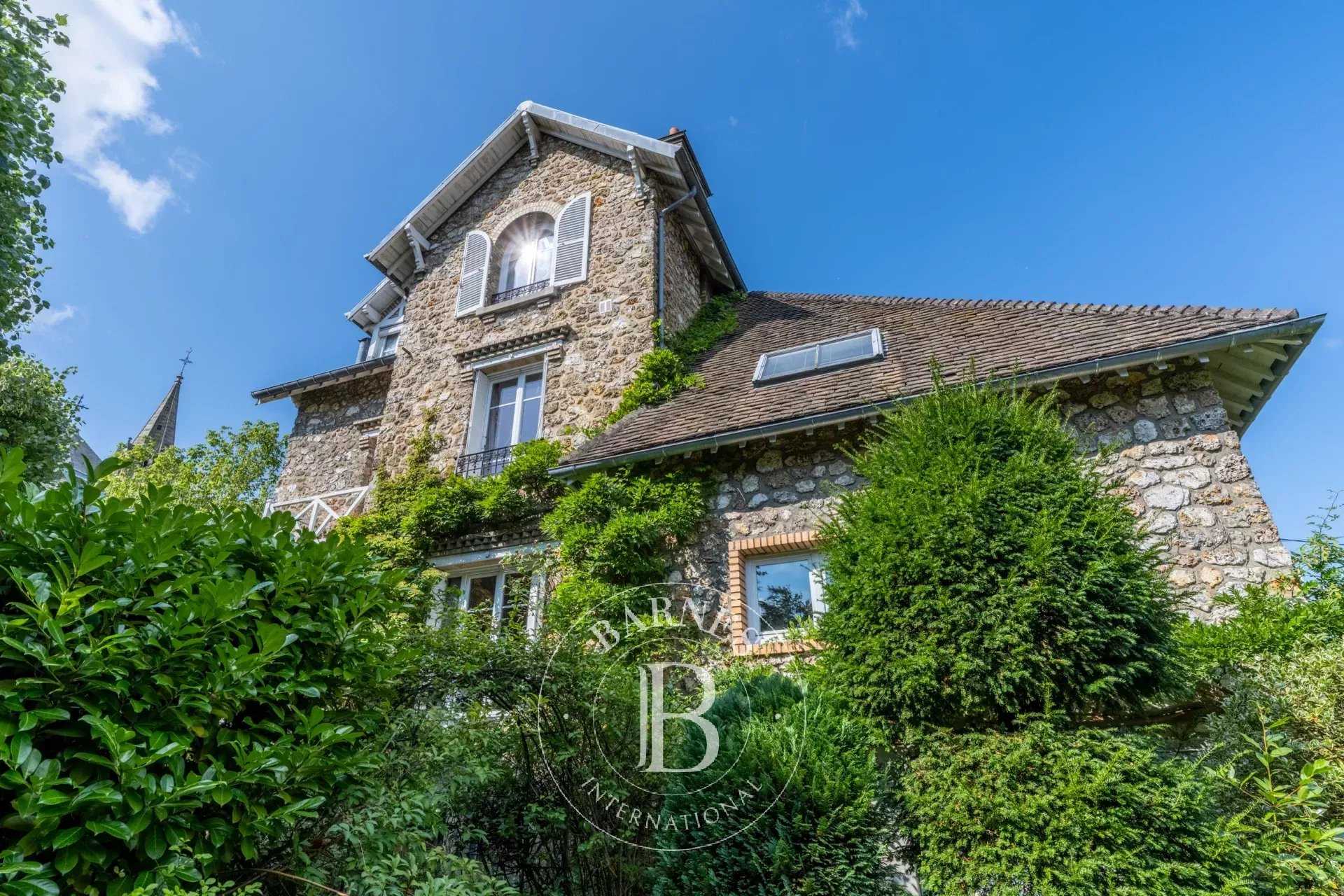 Casa Le Chesnay