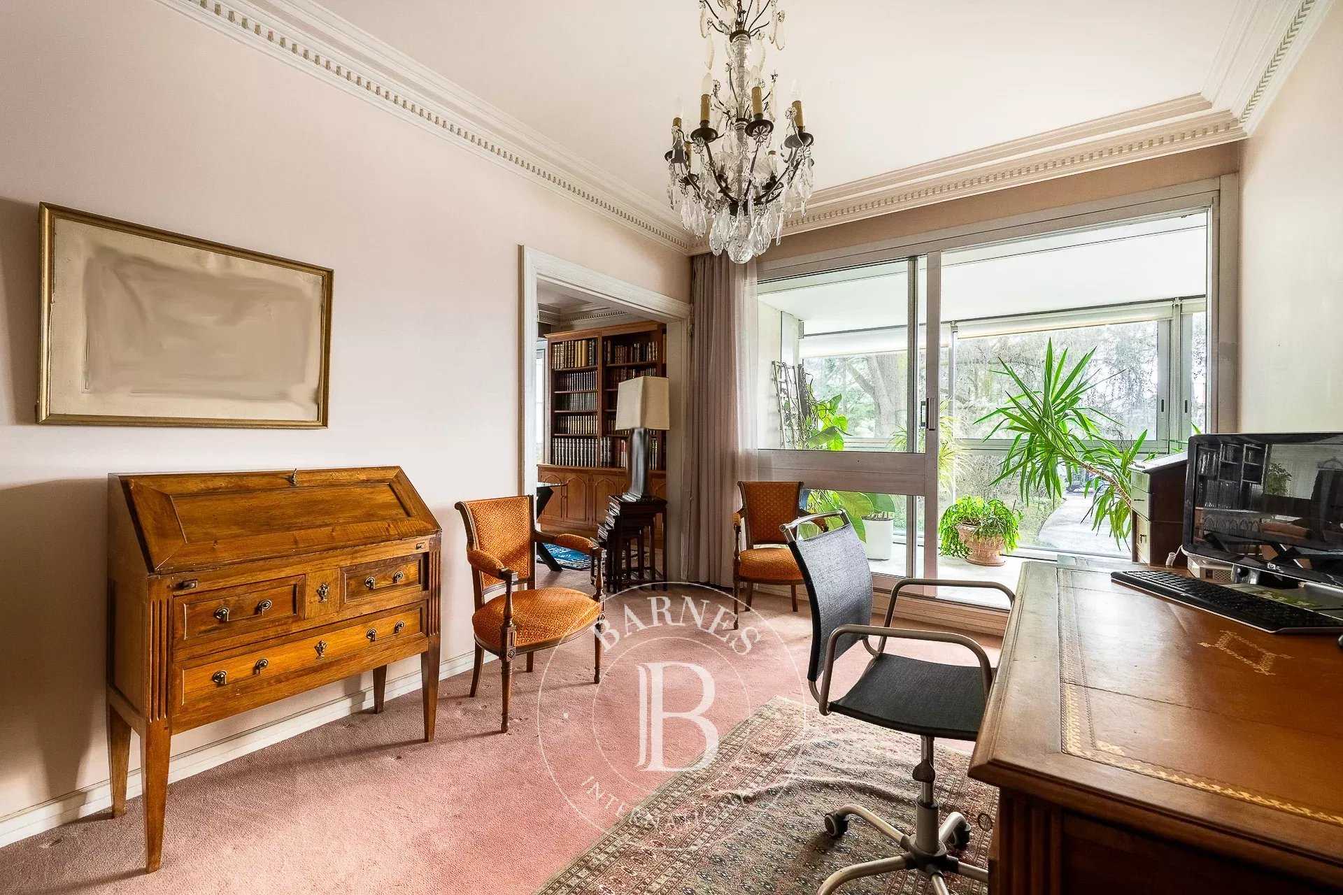 Le Chesnay  - Apartment 2 Bedrooms