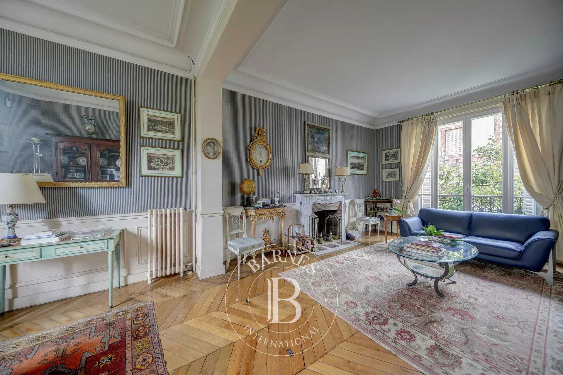 Versailles  - House 6 Bedrooms