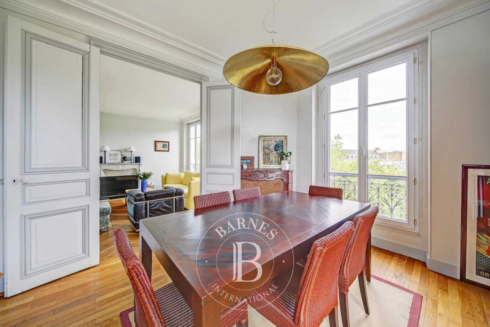 Versailles  - Appartement 5 Pièces 3 Chambres