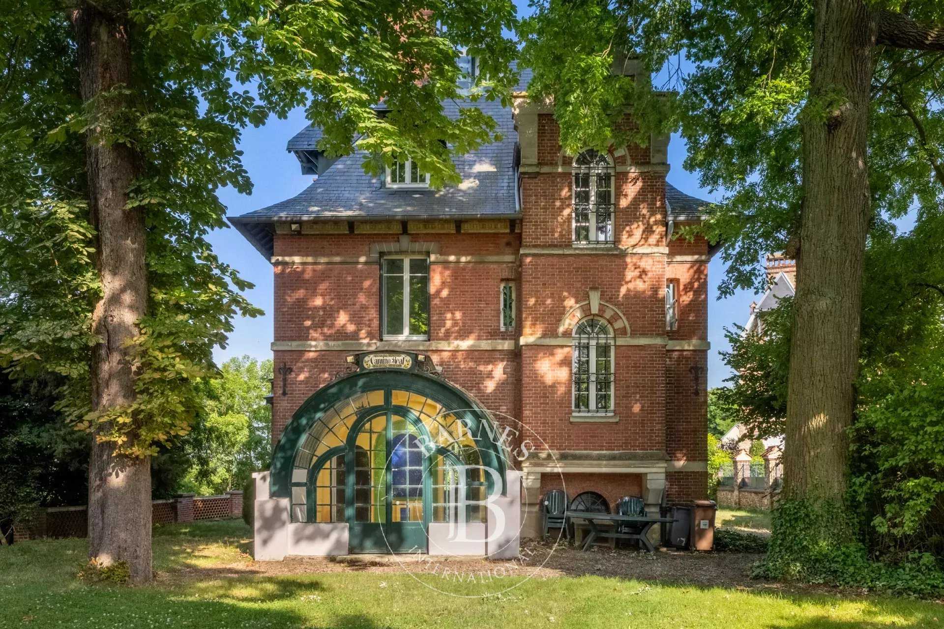 Versailles  - Casa 10 Cuartos 6 Habitaciones