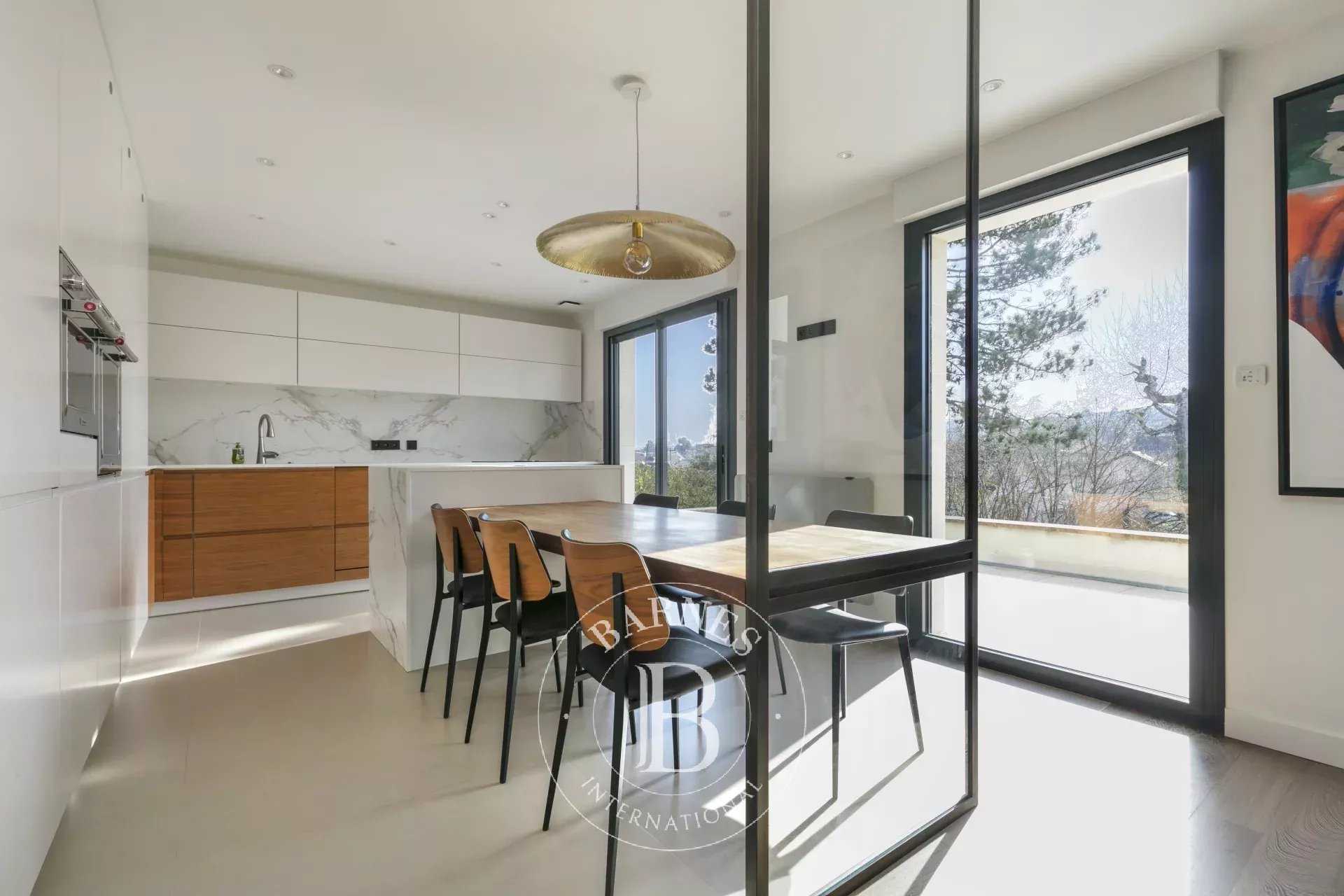 Vauhallan  - Maison 7 Pi&egrave;ces 4 Chambres