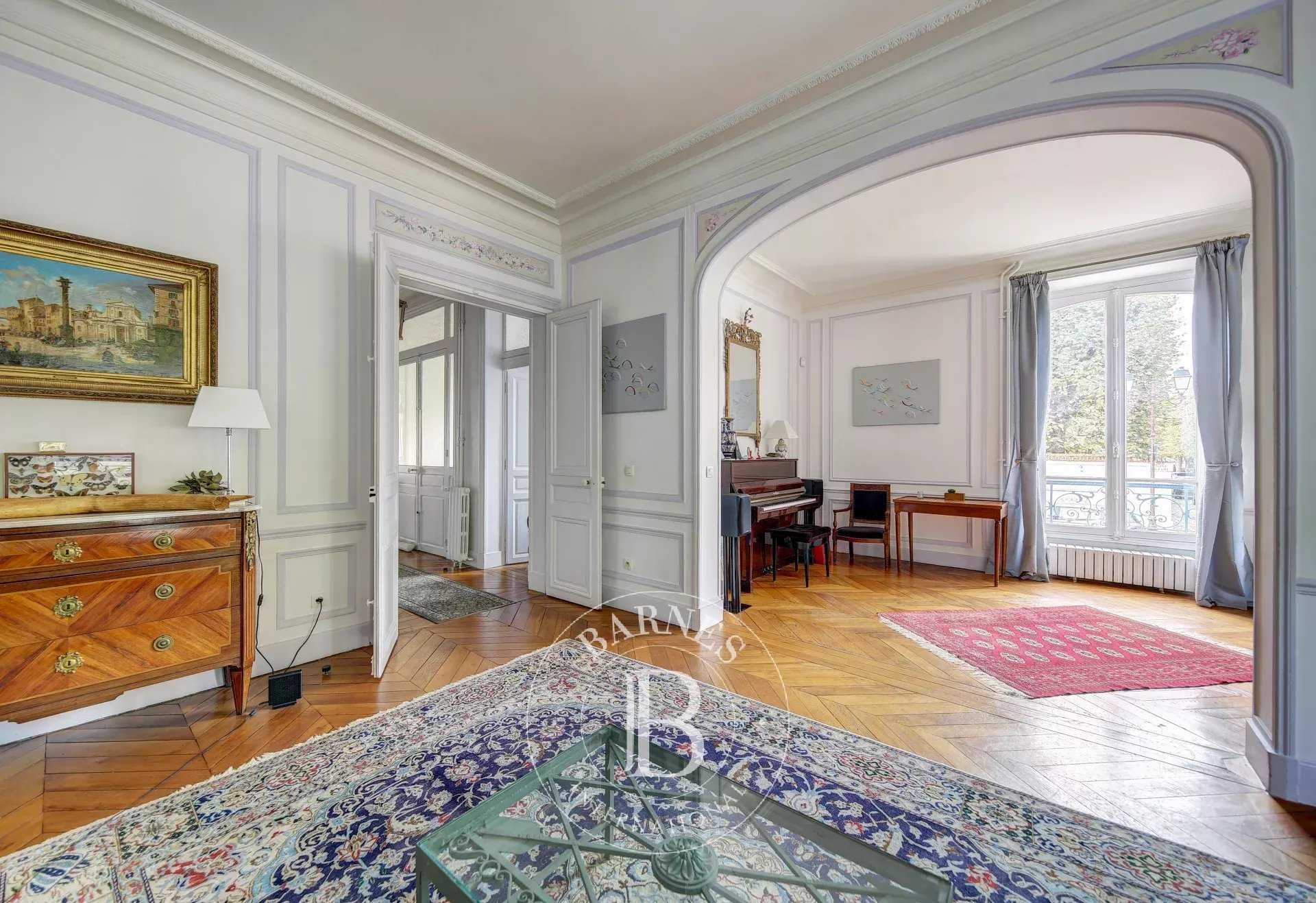 Versailles  - House 8 Bedrooms