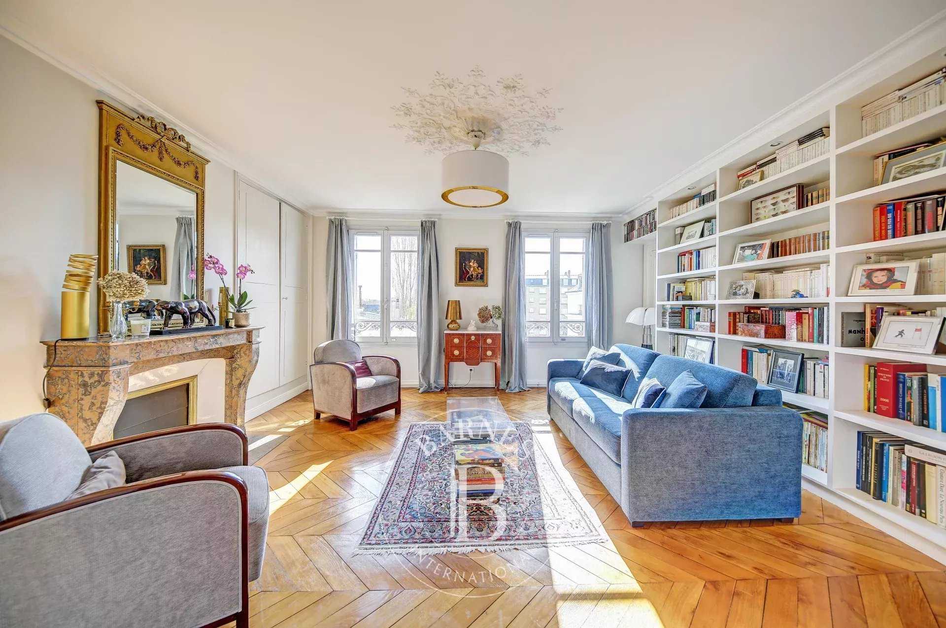 Versailles  - Appartement 5 Pièces 3 Chambres