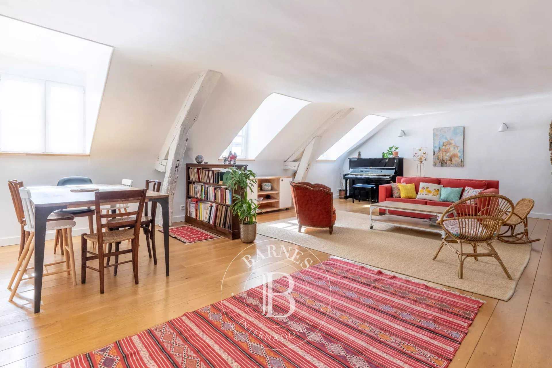 Versailles  - Apartment 4 Bedrooms