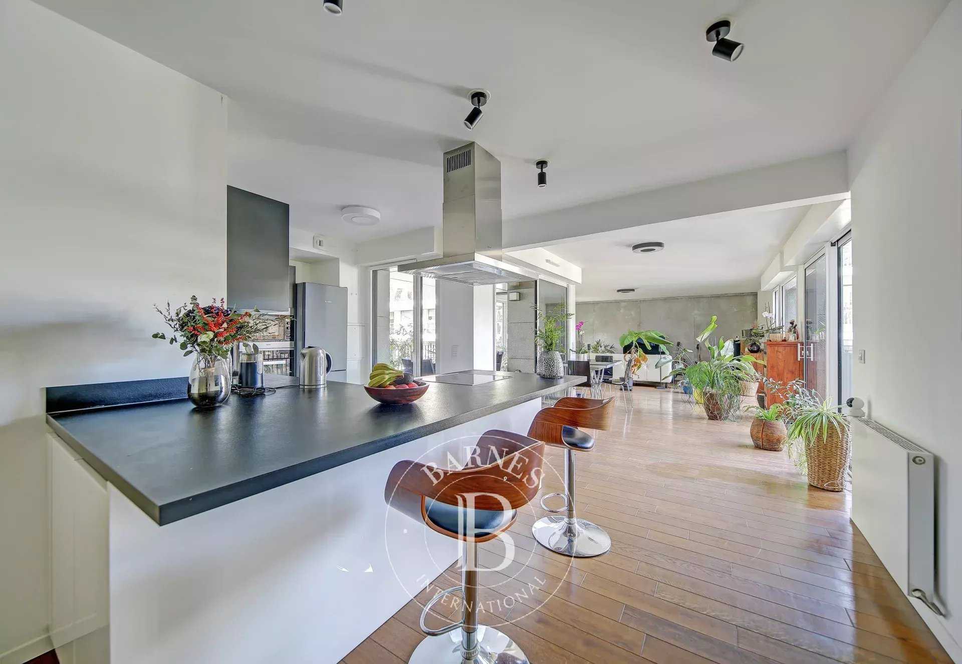 Versailles  - Apartment 3 Bedrooms