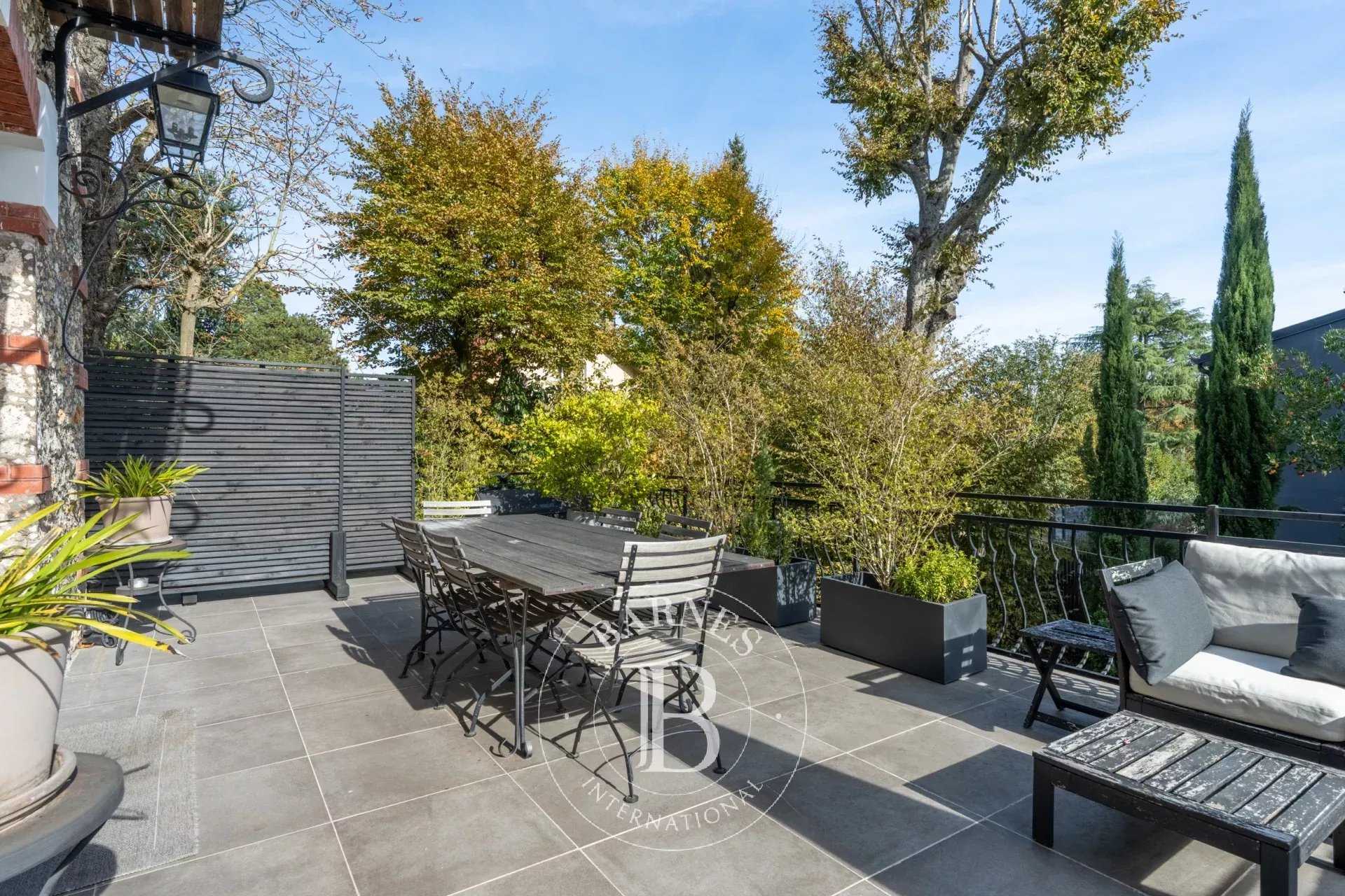 La Celle-Saint-Cloud  - House 6 Bedrooms