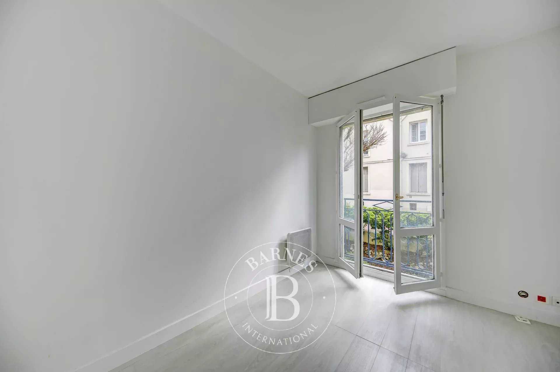 Versailles  - Apartment 4 Bedrooms