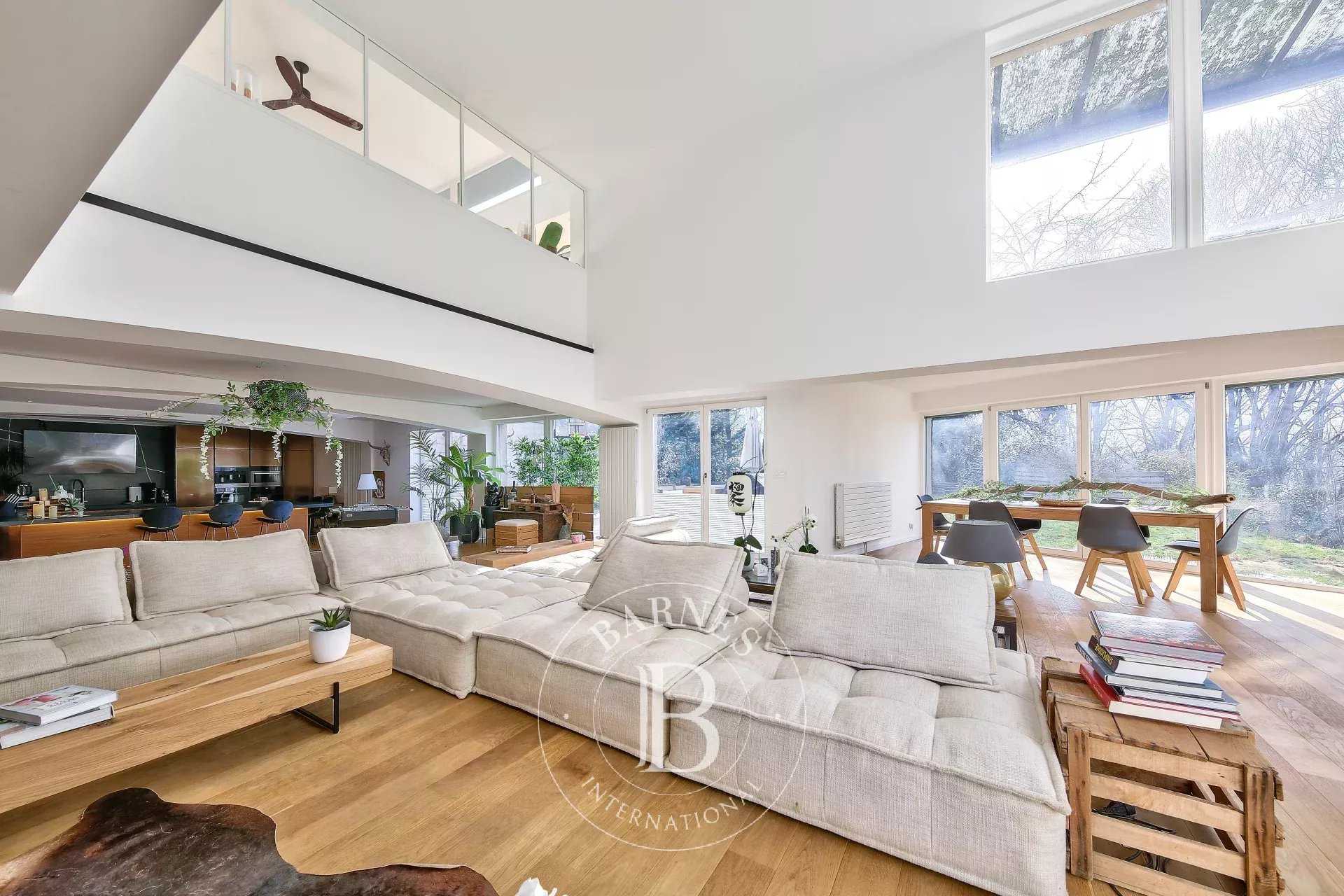 Jouy-en-Josas  - House 6 Bedrooms