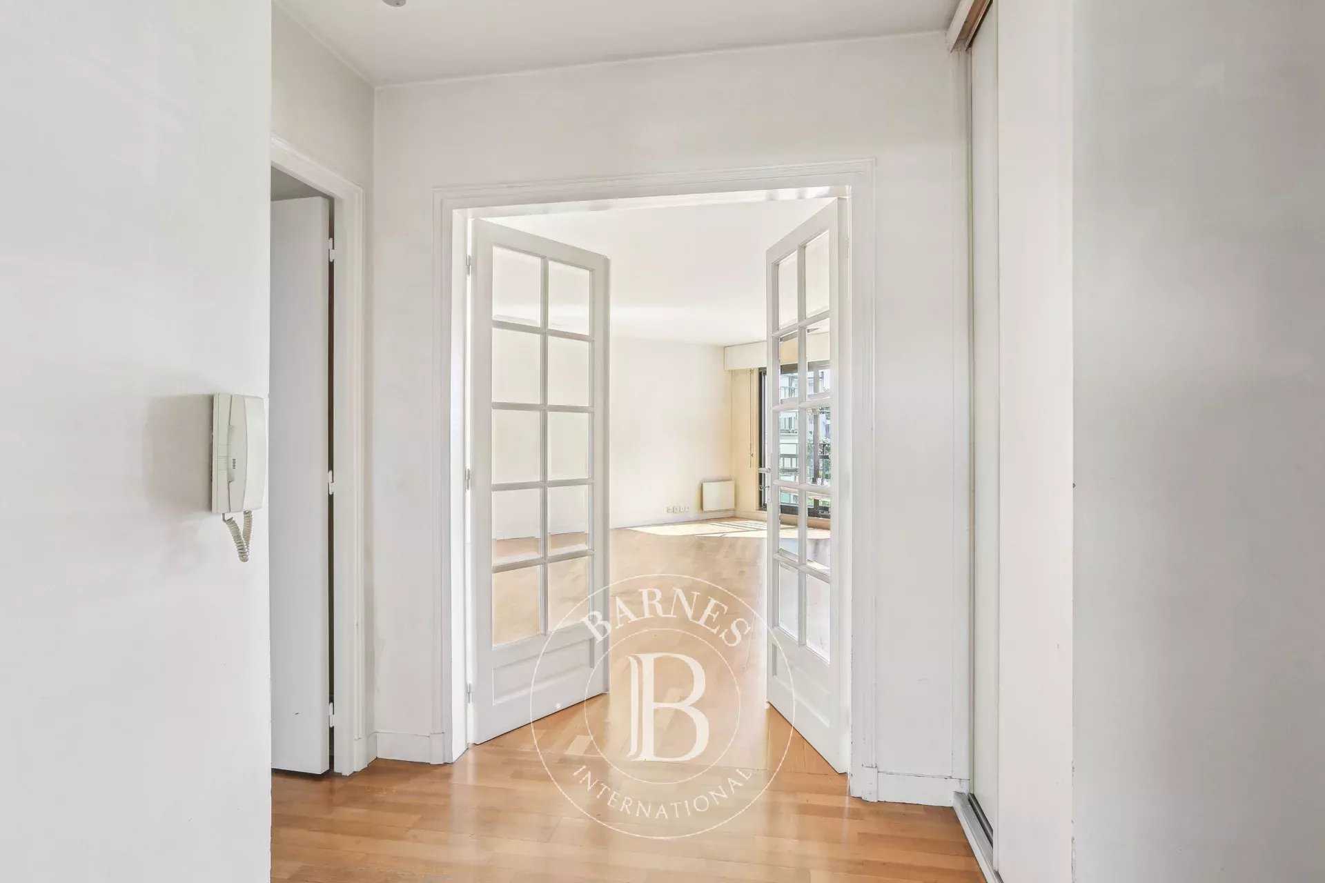 Versailles  - Apartment 2 Bedrooms